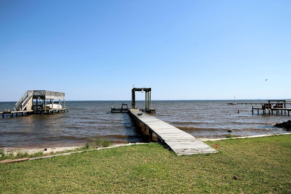 DOLPHIN COVE ESTATES - Residential