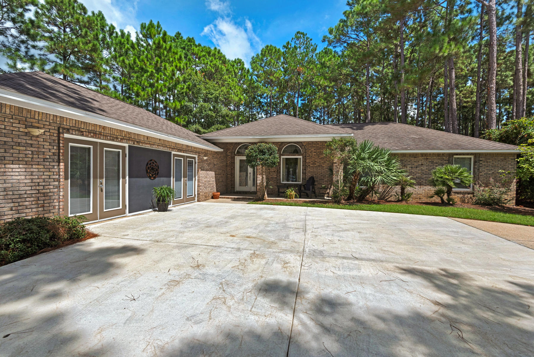 CANO ESTATES - Residential