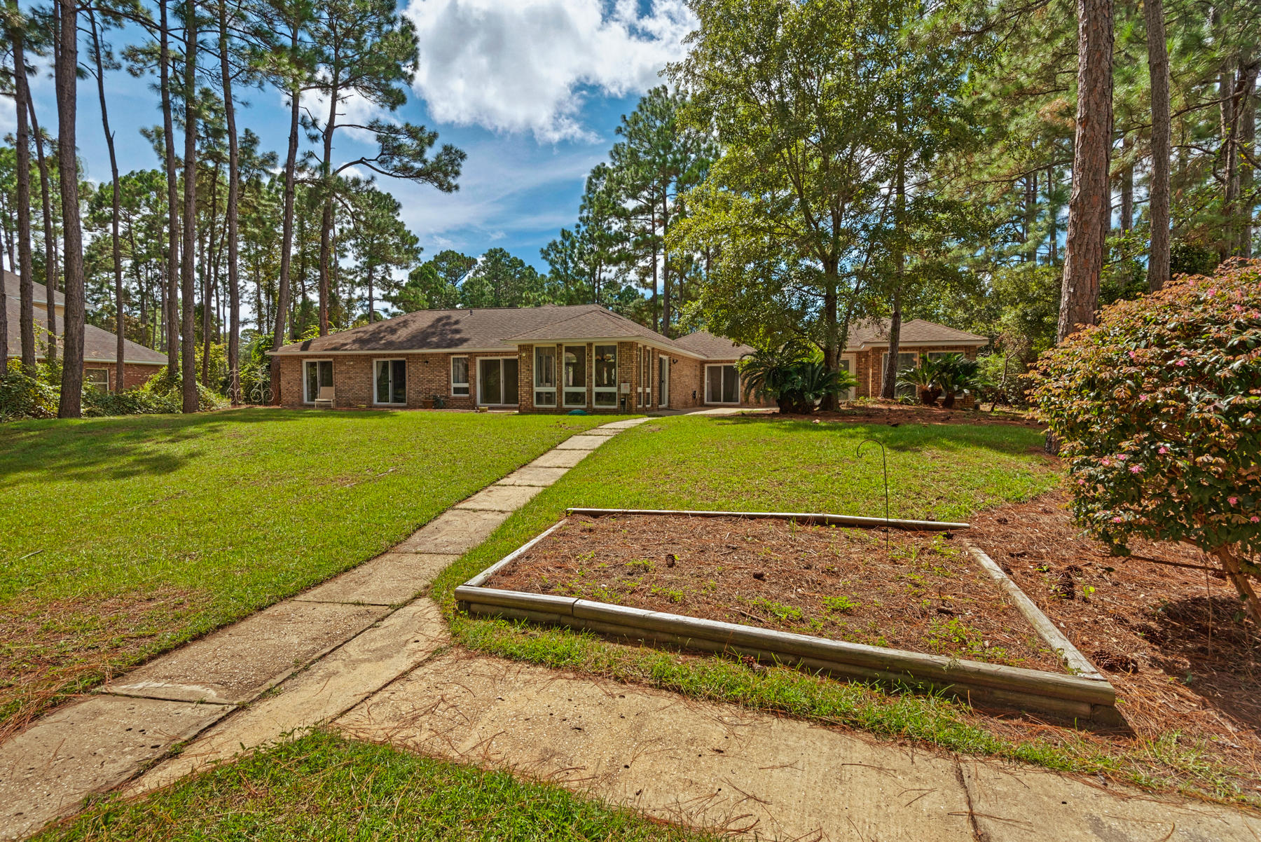 CANO ESTATES - Residential