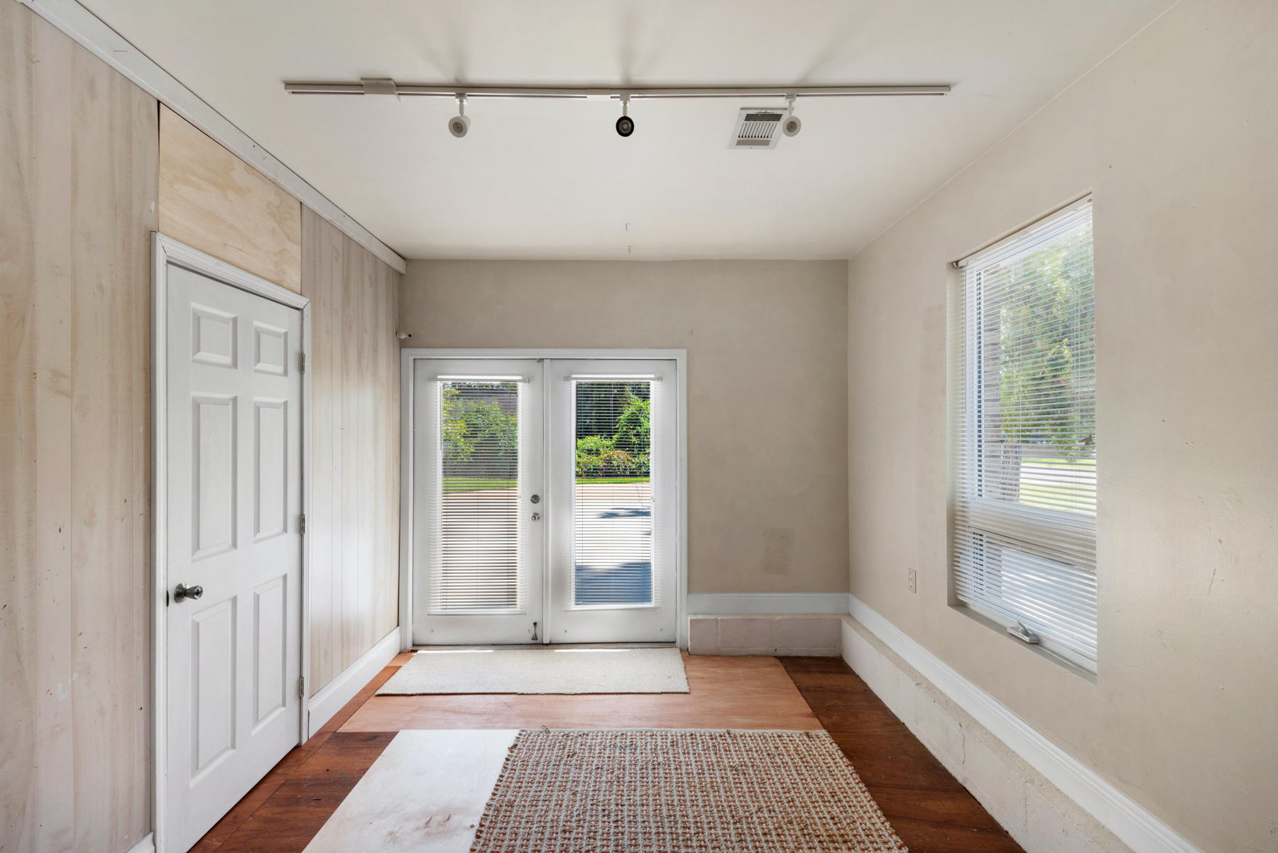 CANO ESTATES - Residential