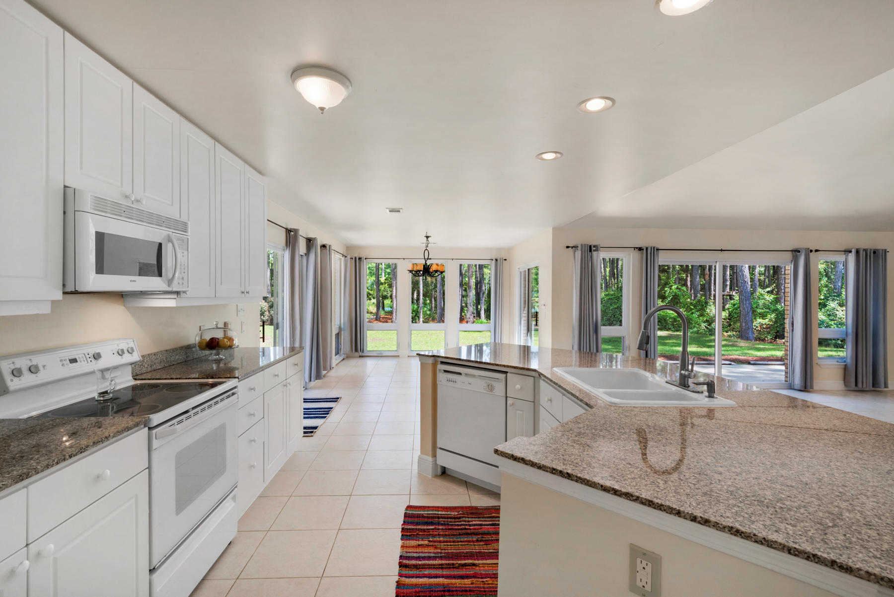 CANO ESTATES - Residential