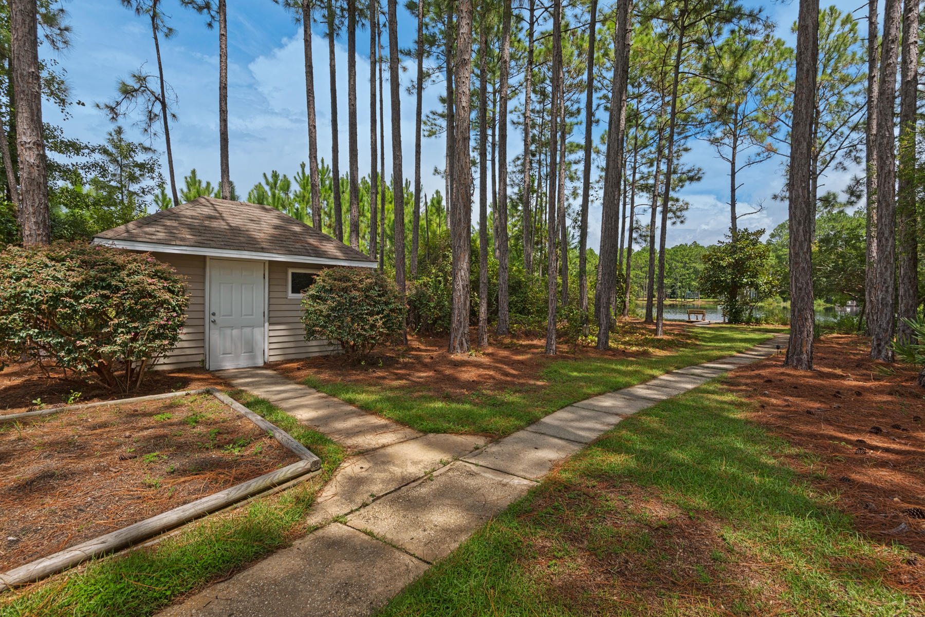 CANO ESTATES - Residential