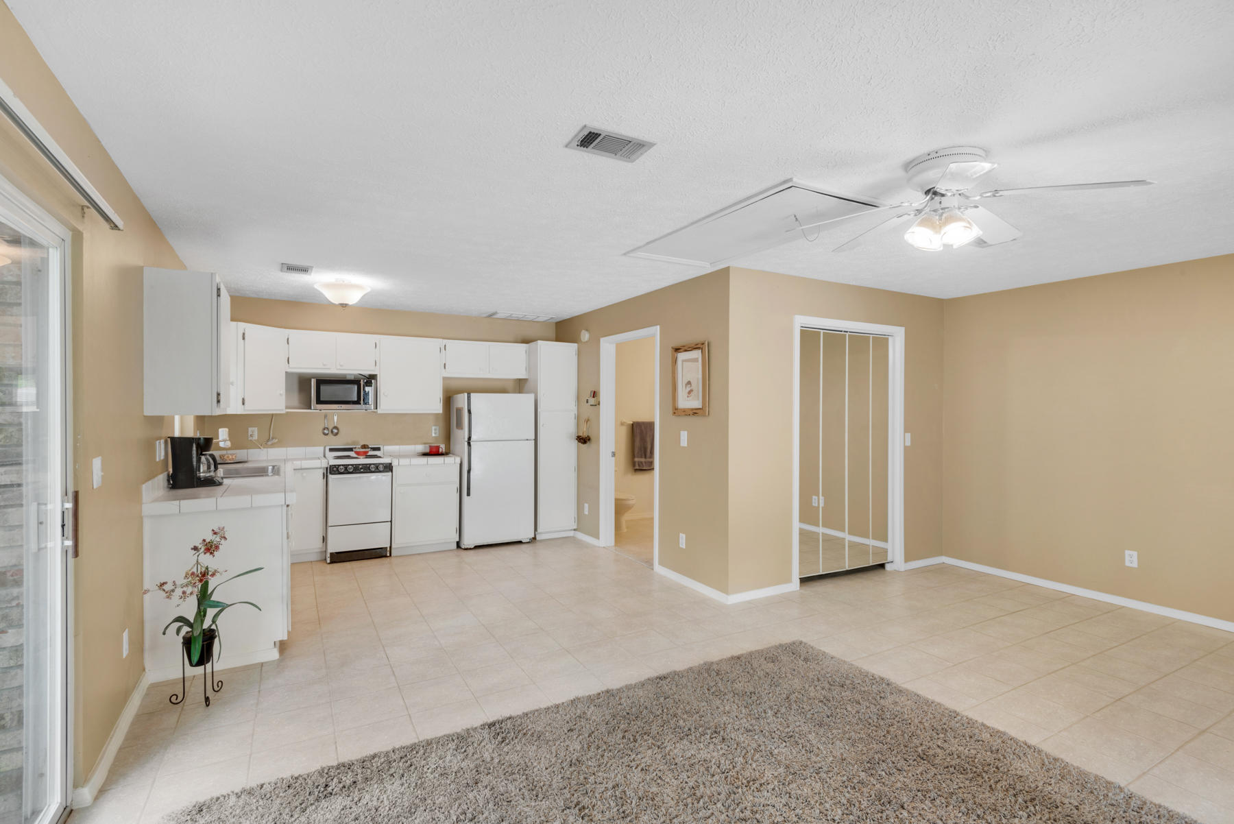 CANO ESTATES - Residential