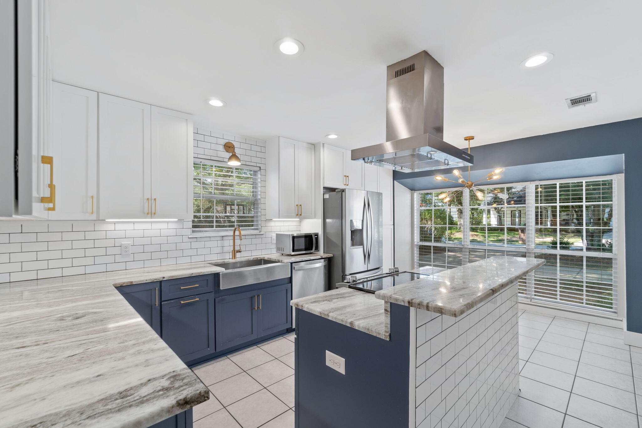 VILLAGE OF BOLTON AT BLUEWATER BAY - Residential Lease