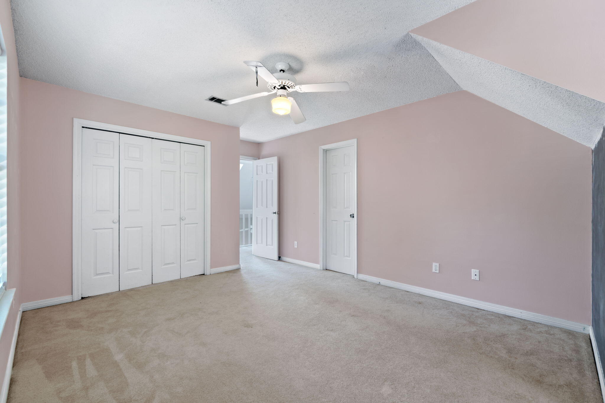 VILLAGE OF BOLTON AT BLUEWATER BAY - Residential Lease