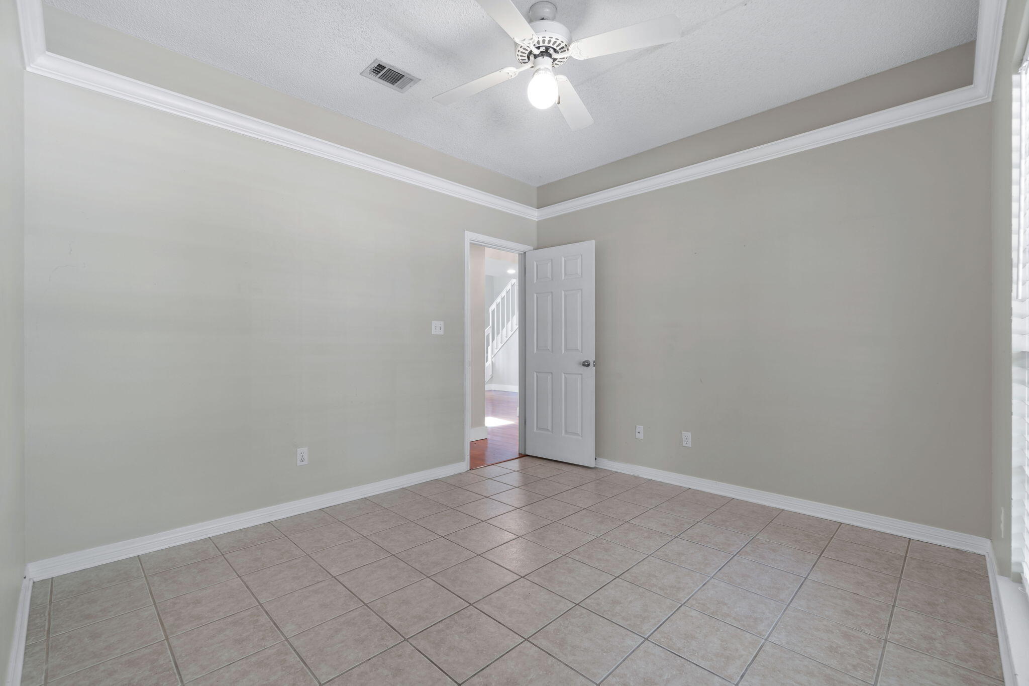 VILLAGE OF BOLTON AT BLUEWATER BAY - Residential Lease