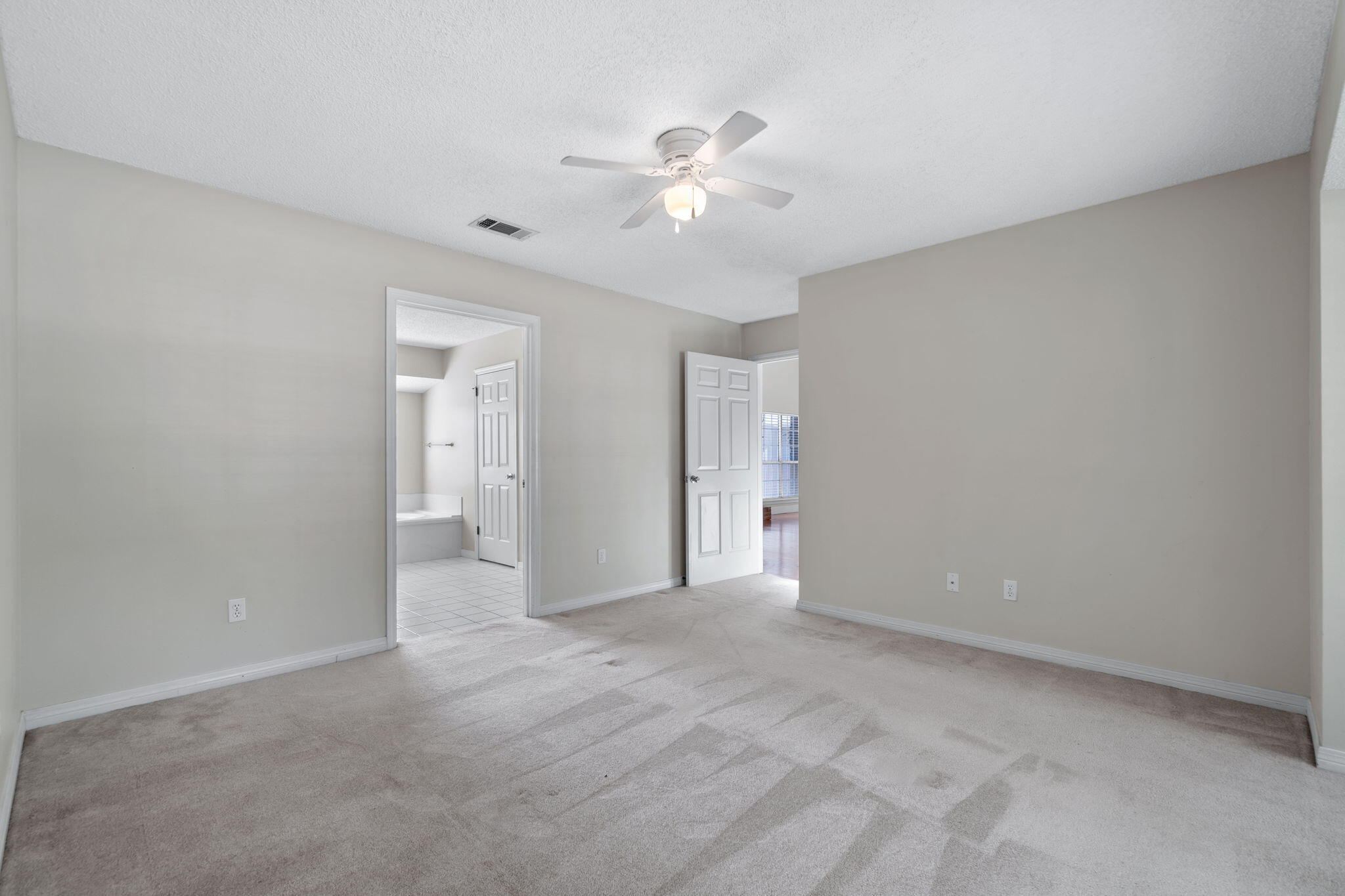 VILLAGE OF BOLTON AT BLUEWATER BAY - Residential Lease