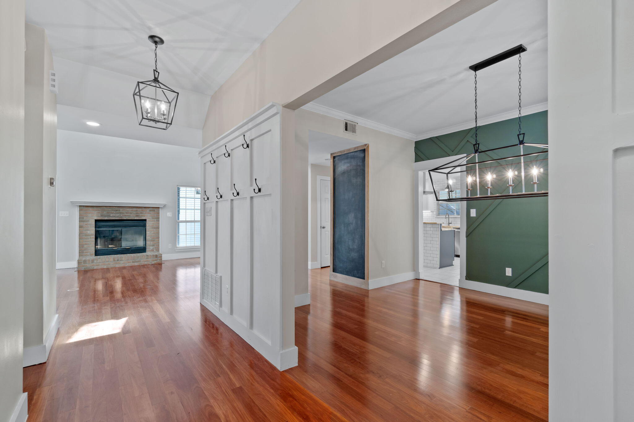 VILLAGE OF BOLTON AT BLUEWATER BAY - Residential Lease