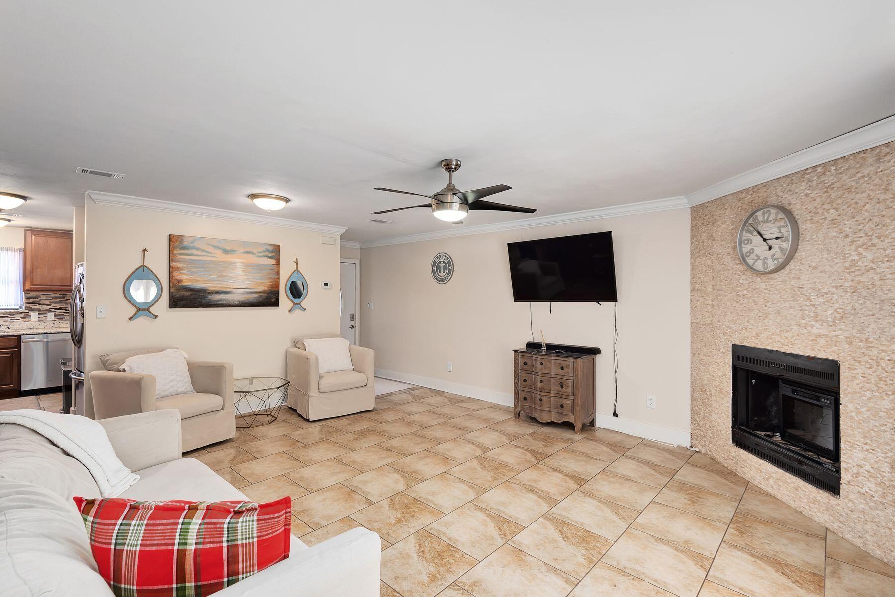 INDIAN OAKS - Residential