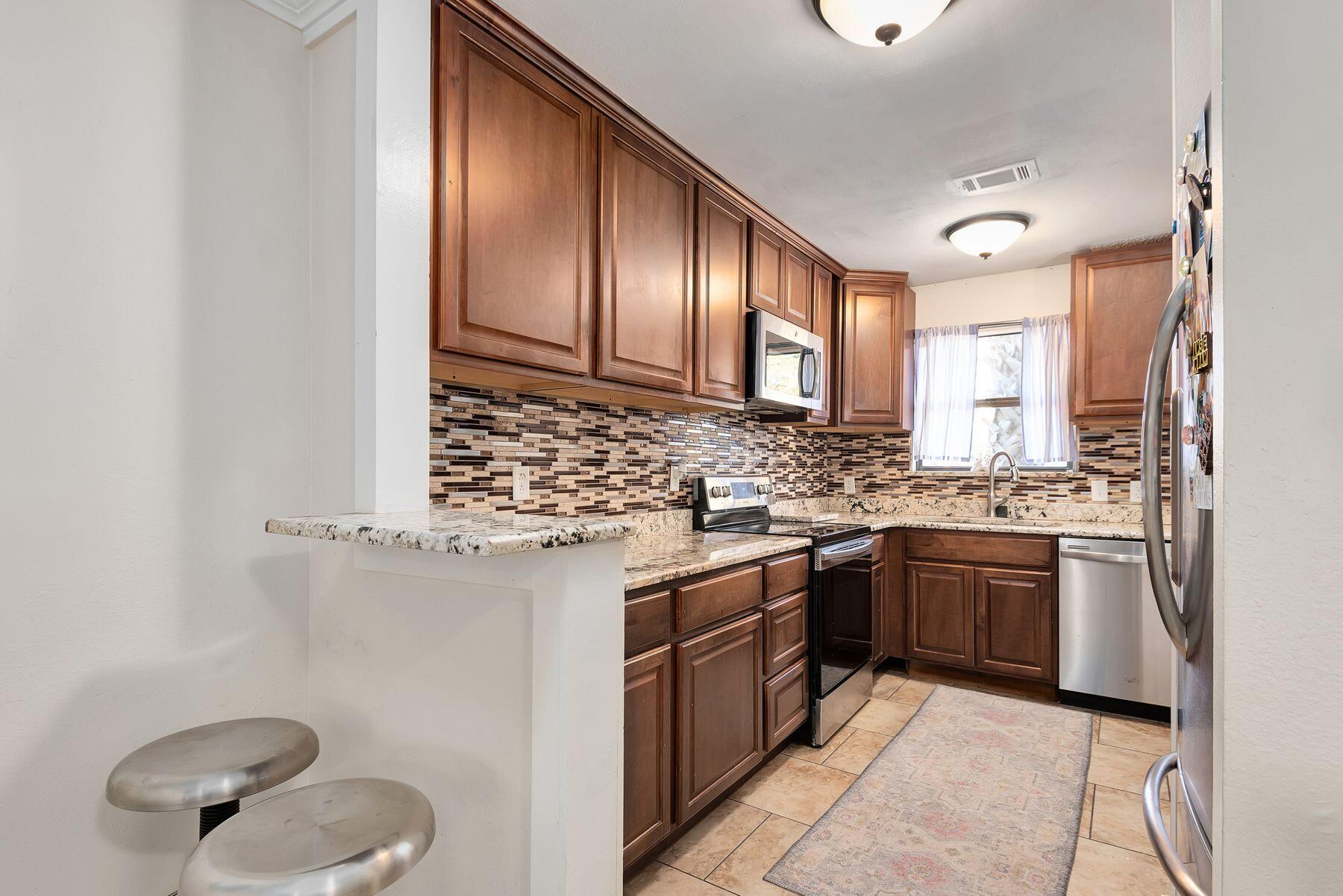 INDIAN OAKS - Residential