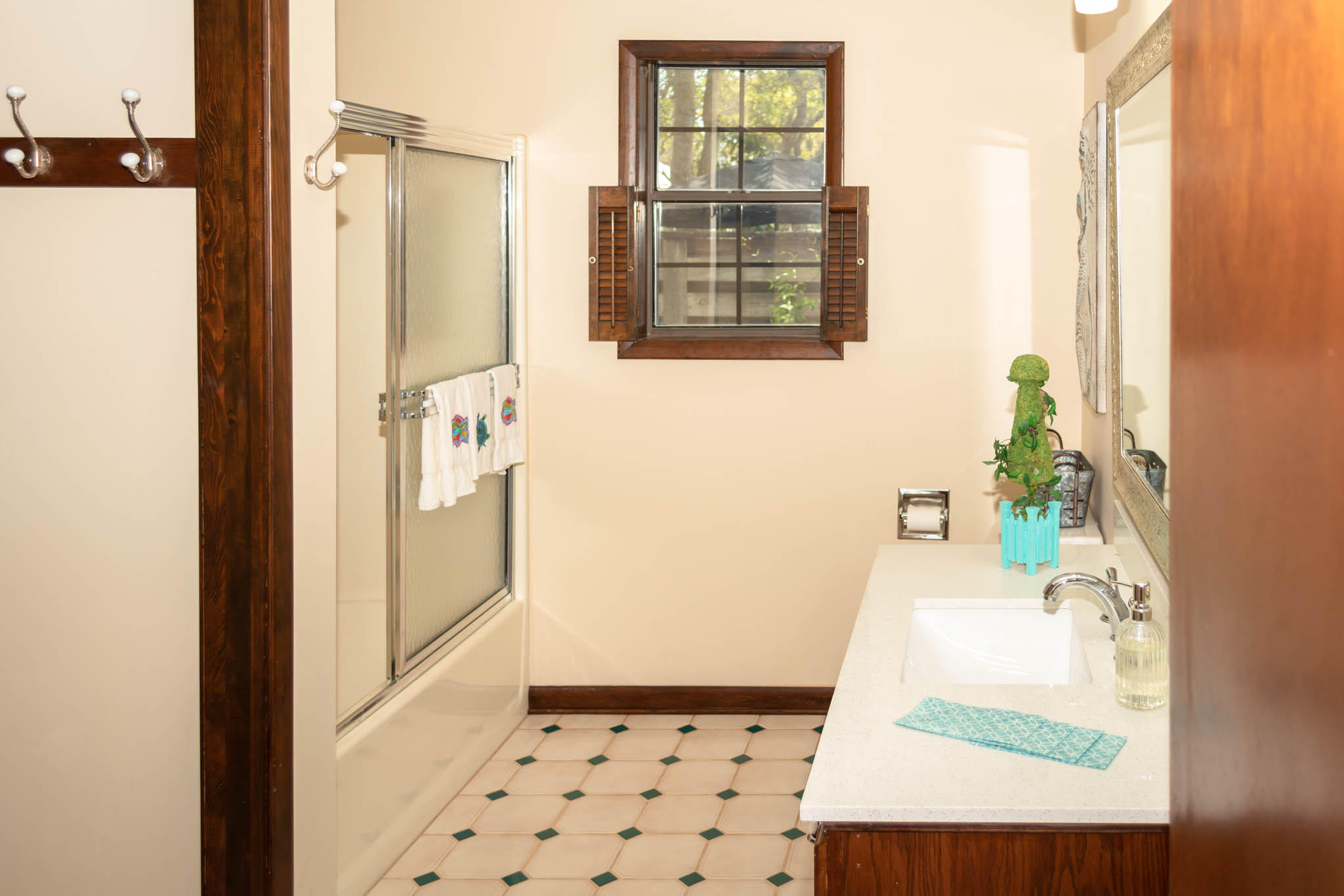 CRYSTAL BEACH - Residential