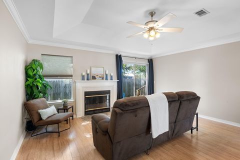 Photo of 1912 Spiller Way, Fort Walton Beach, FL 32547 (MLS # 988250) Photo of 1912 Spiller Way, Fort Walton Beach, FL 32547 (MLS # 988250)
