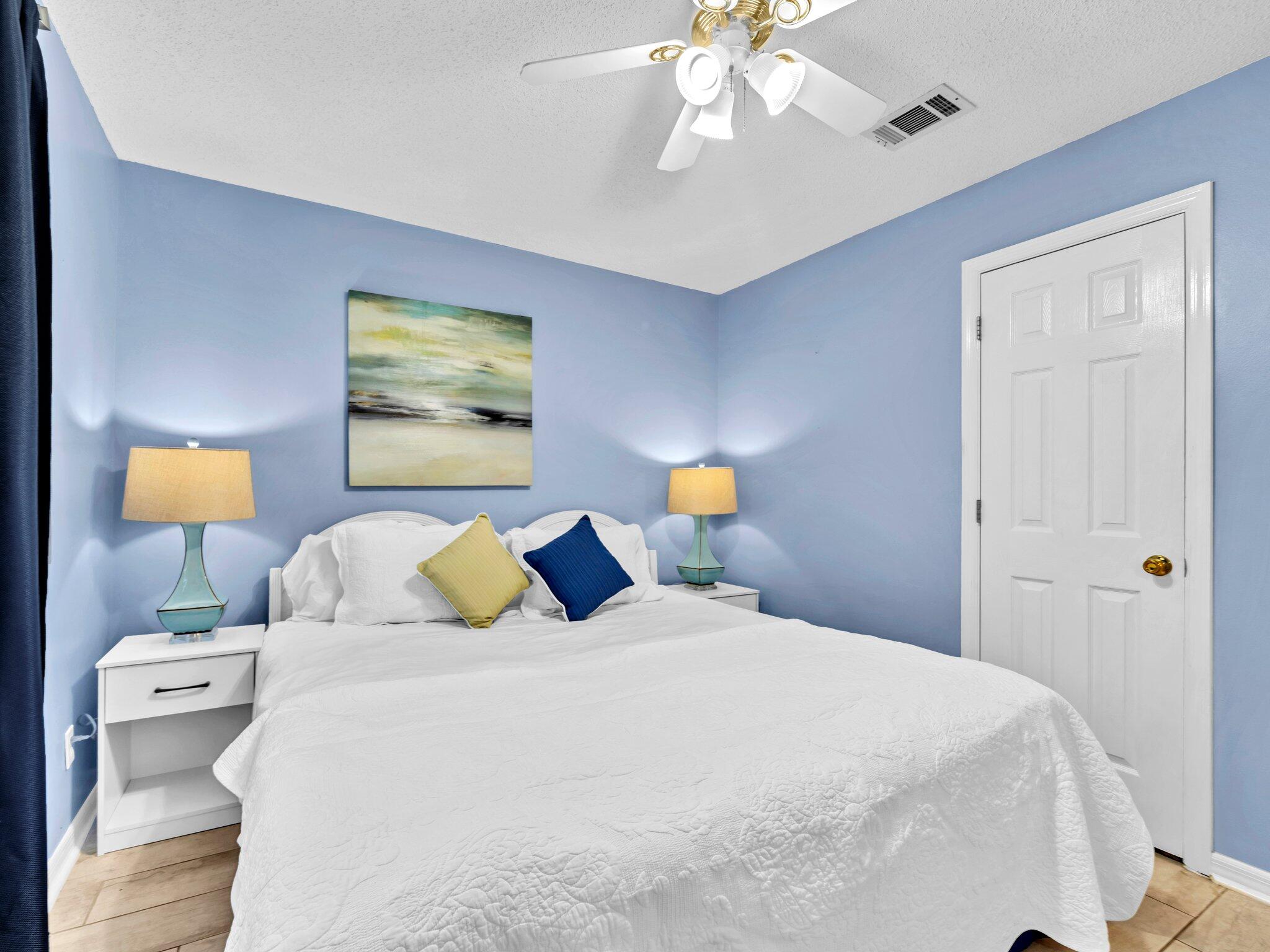 BEACHSIDE VILLAS CONDO - Residential