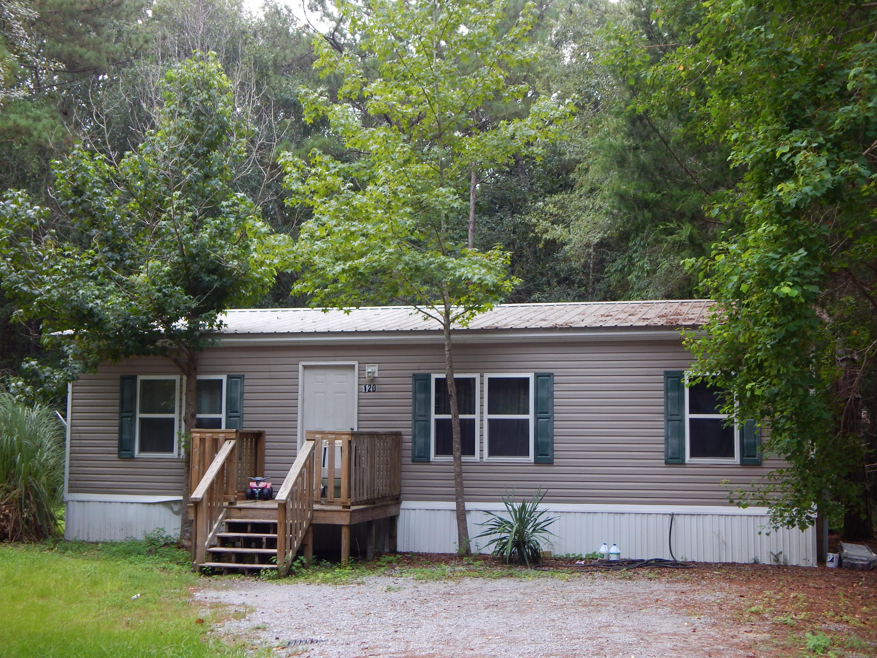 CREEKSIDE - Residential