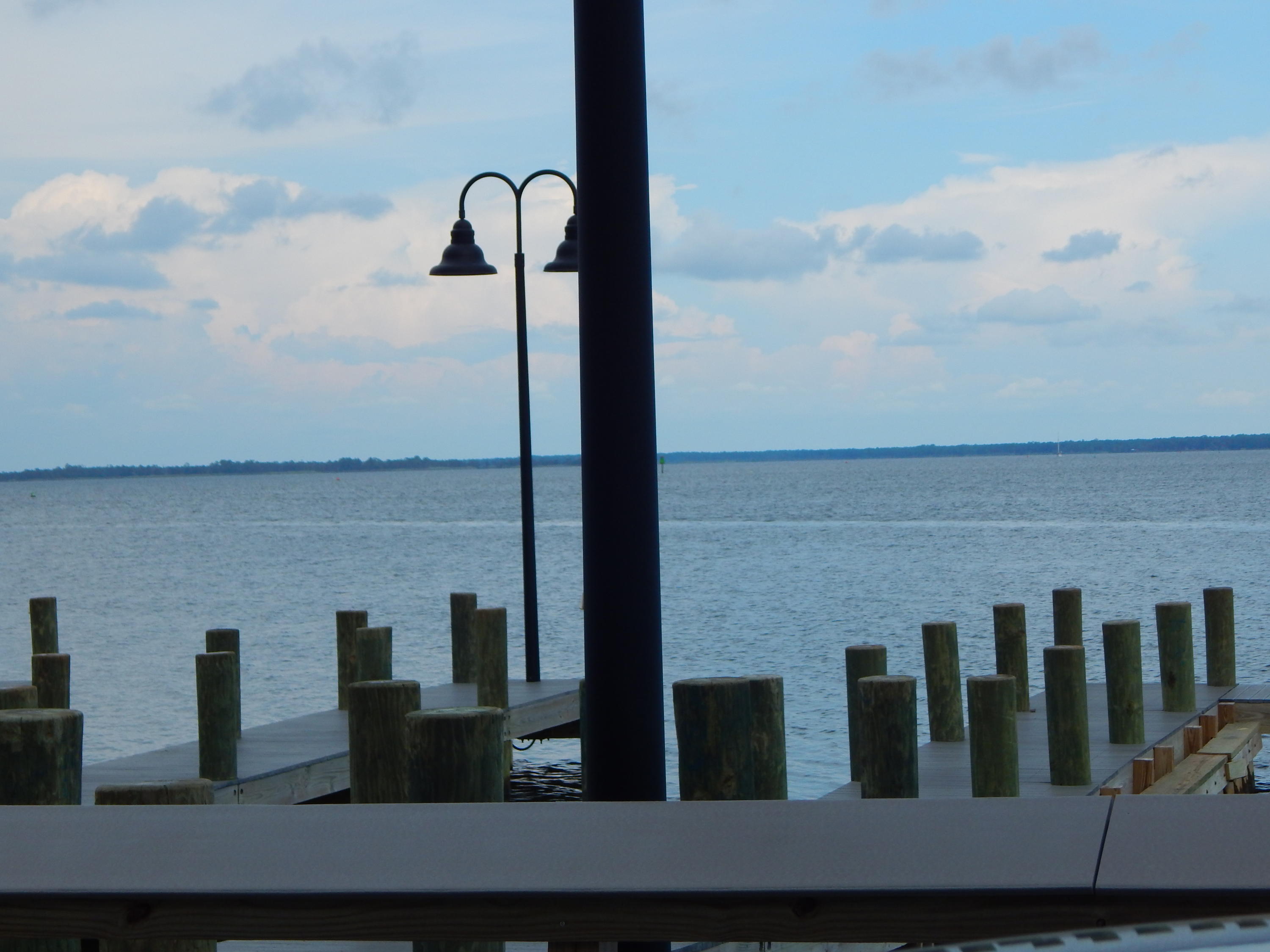 CREEKSIDE - Residential