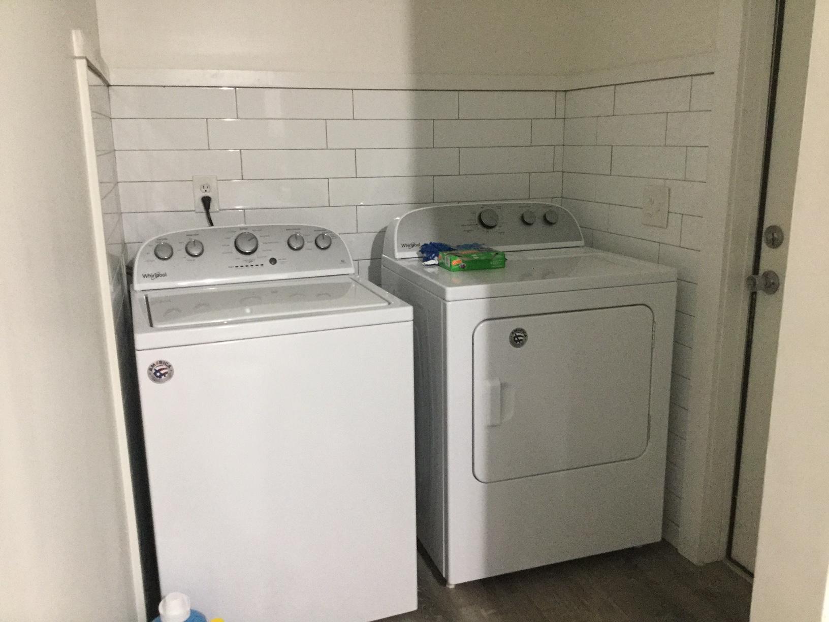 CREEKSIDE - Residential