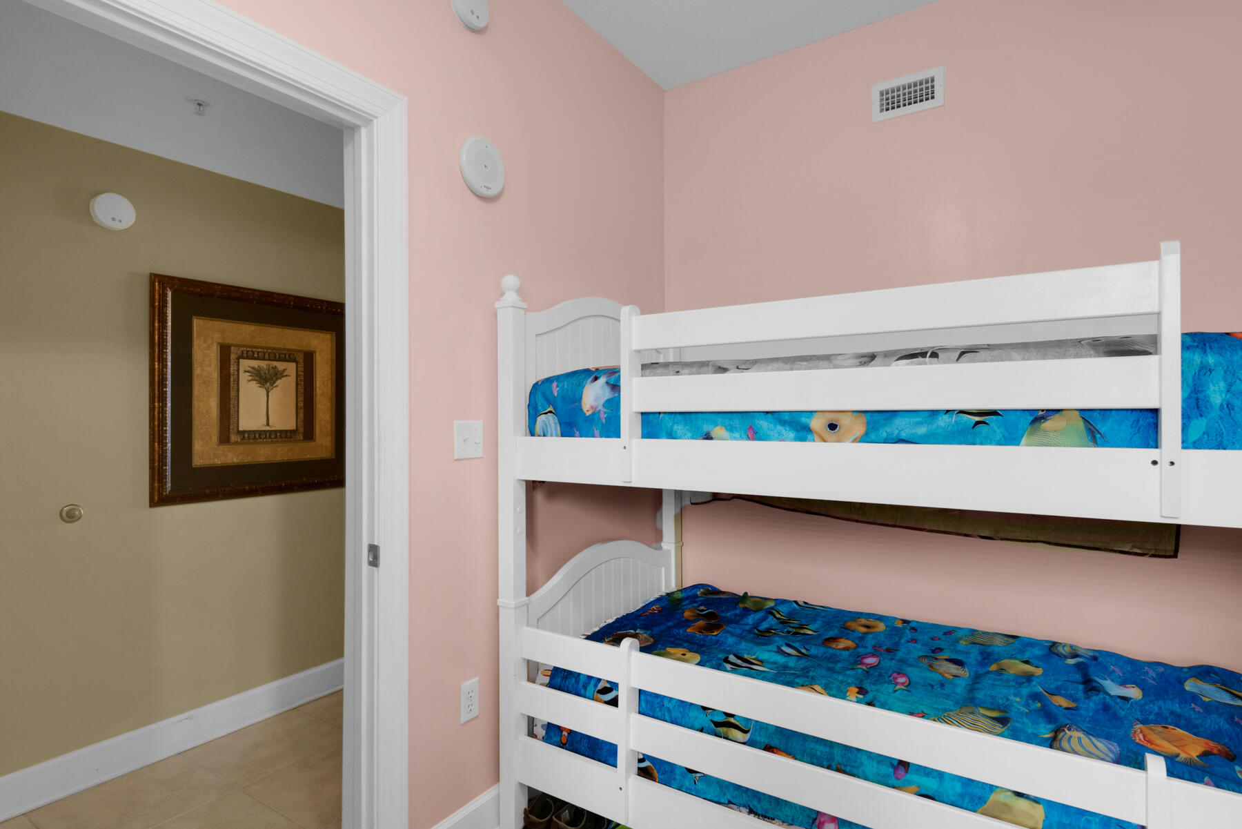 SUNRISE BEACH - Residential