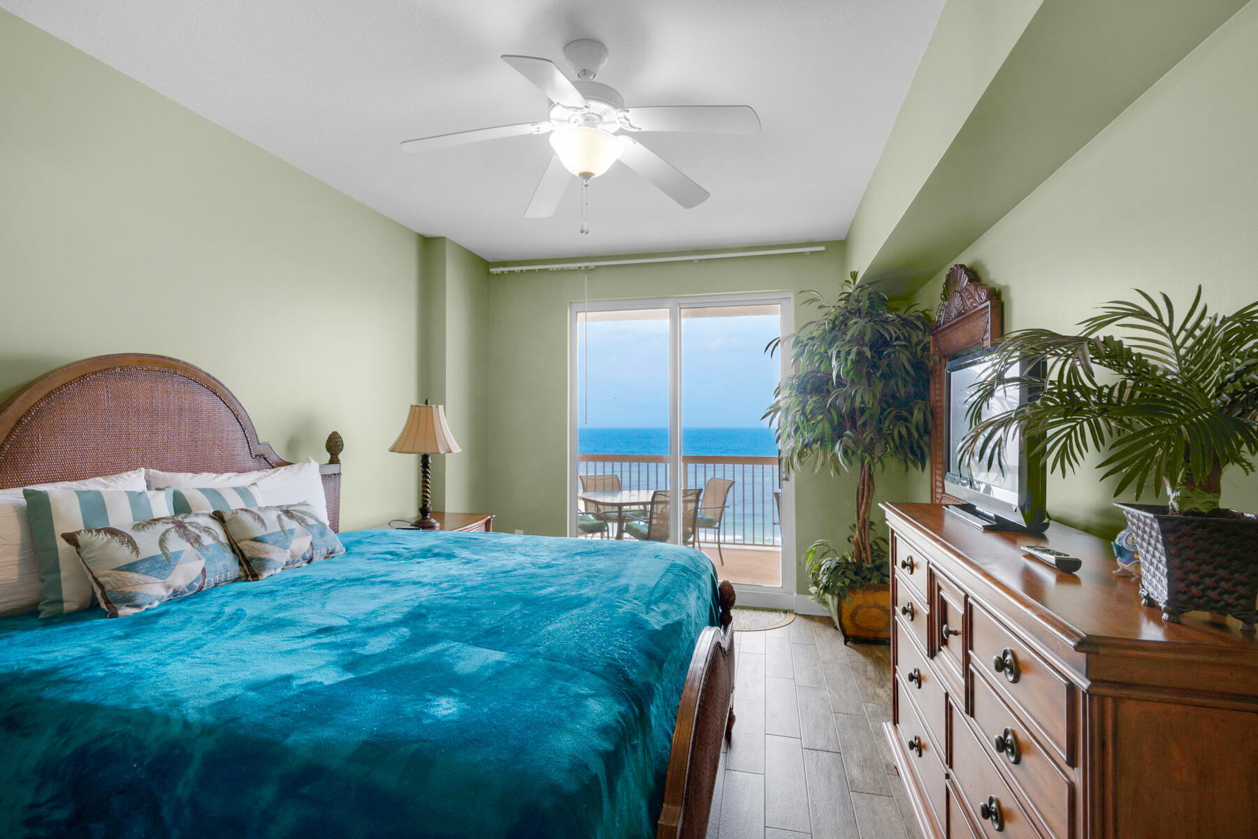 SUNRISE BEACH - Residential