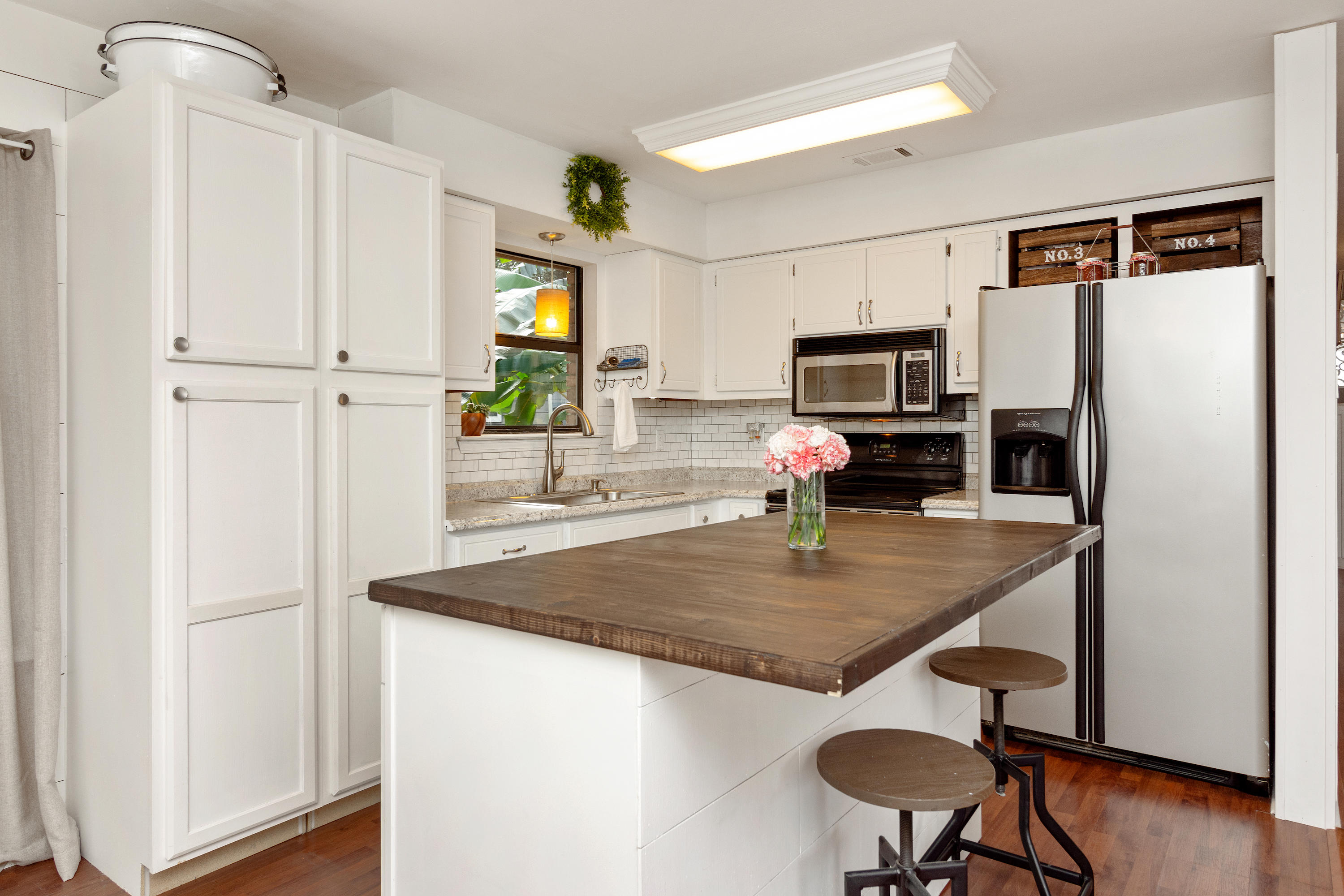 GARDEN CITY - Residential