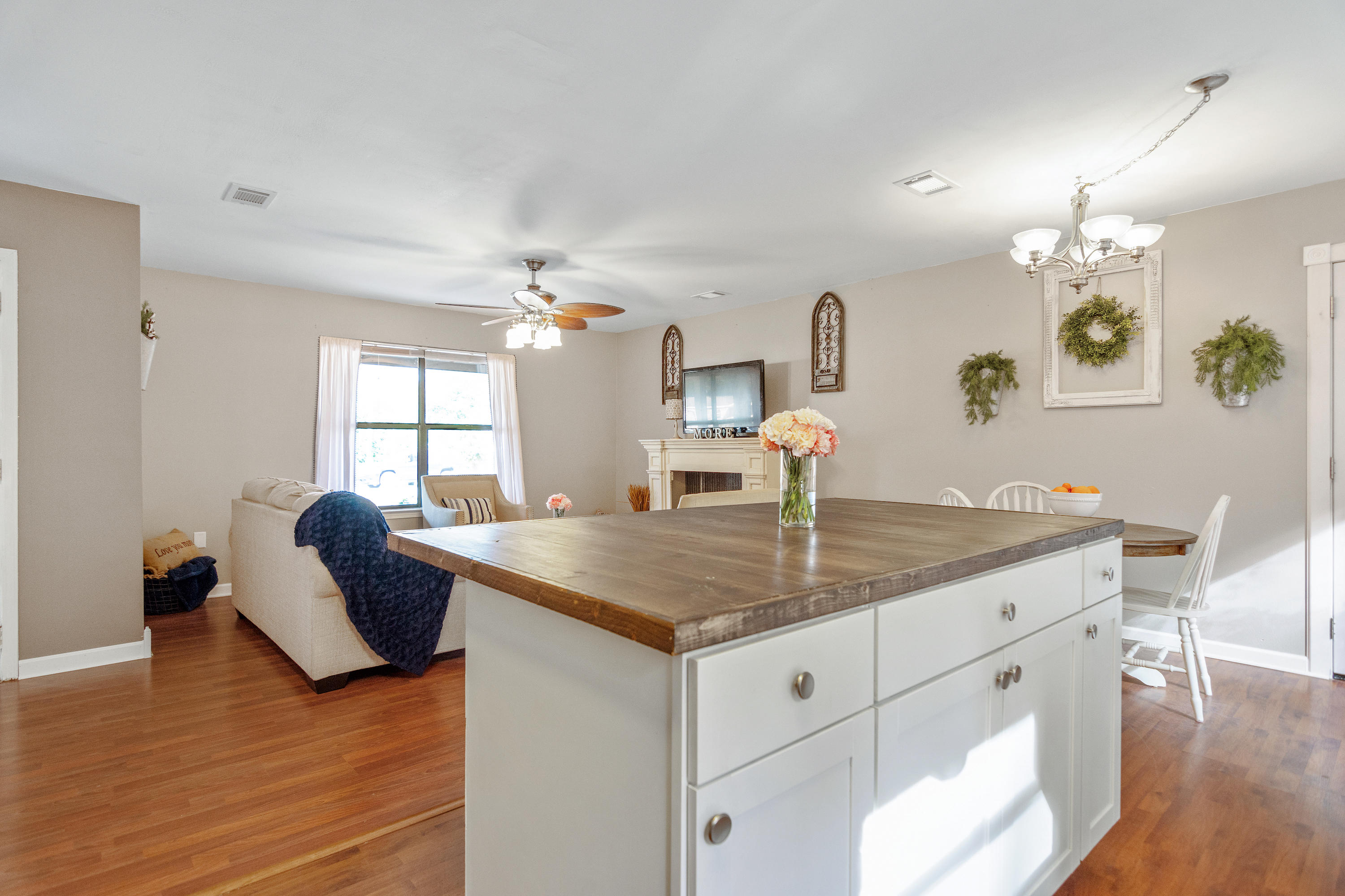 GARDEN CITY - Residential