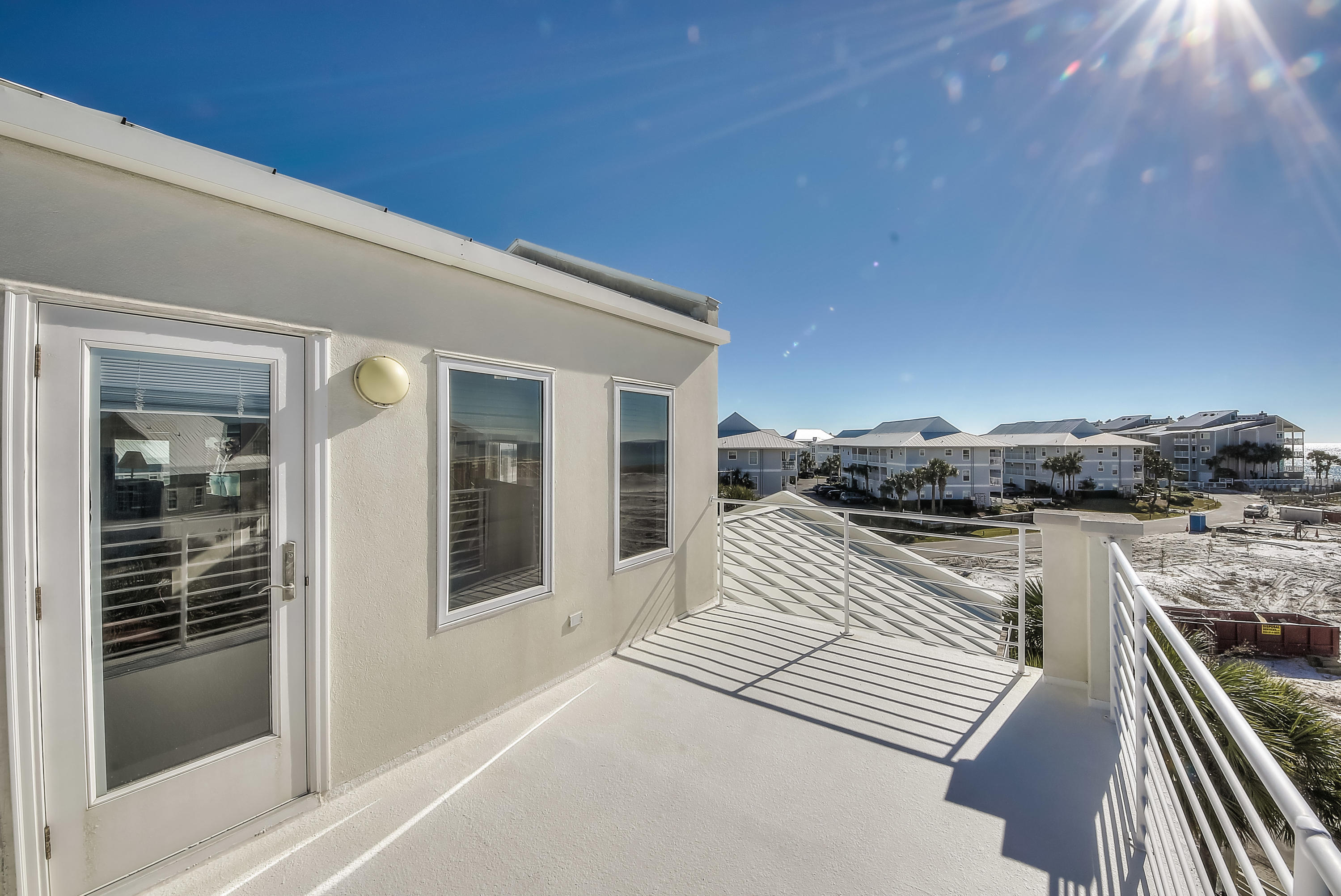 SUMMER DREAM - Residential