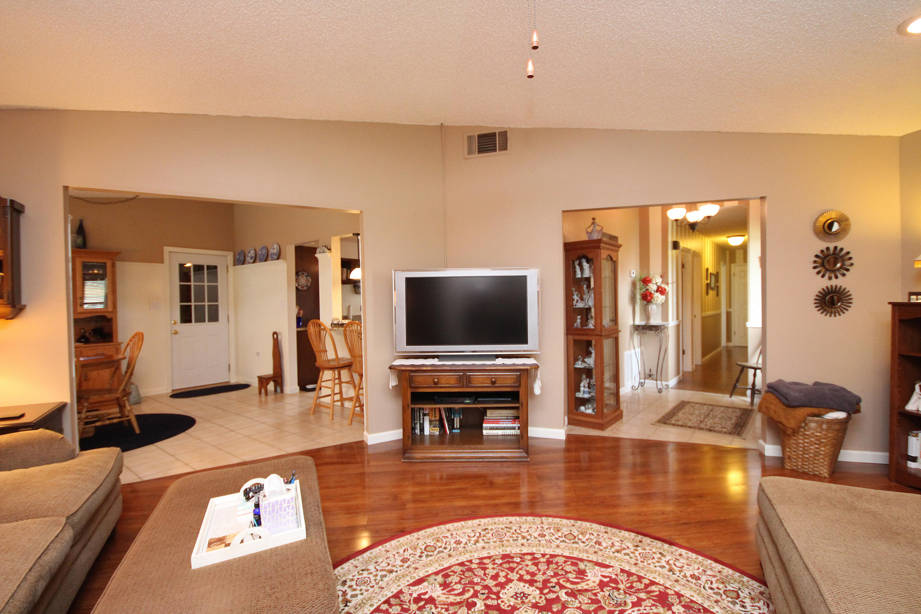 TANGLEWOOD S/D 1ST ADDN - Residential