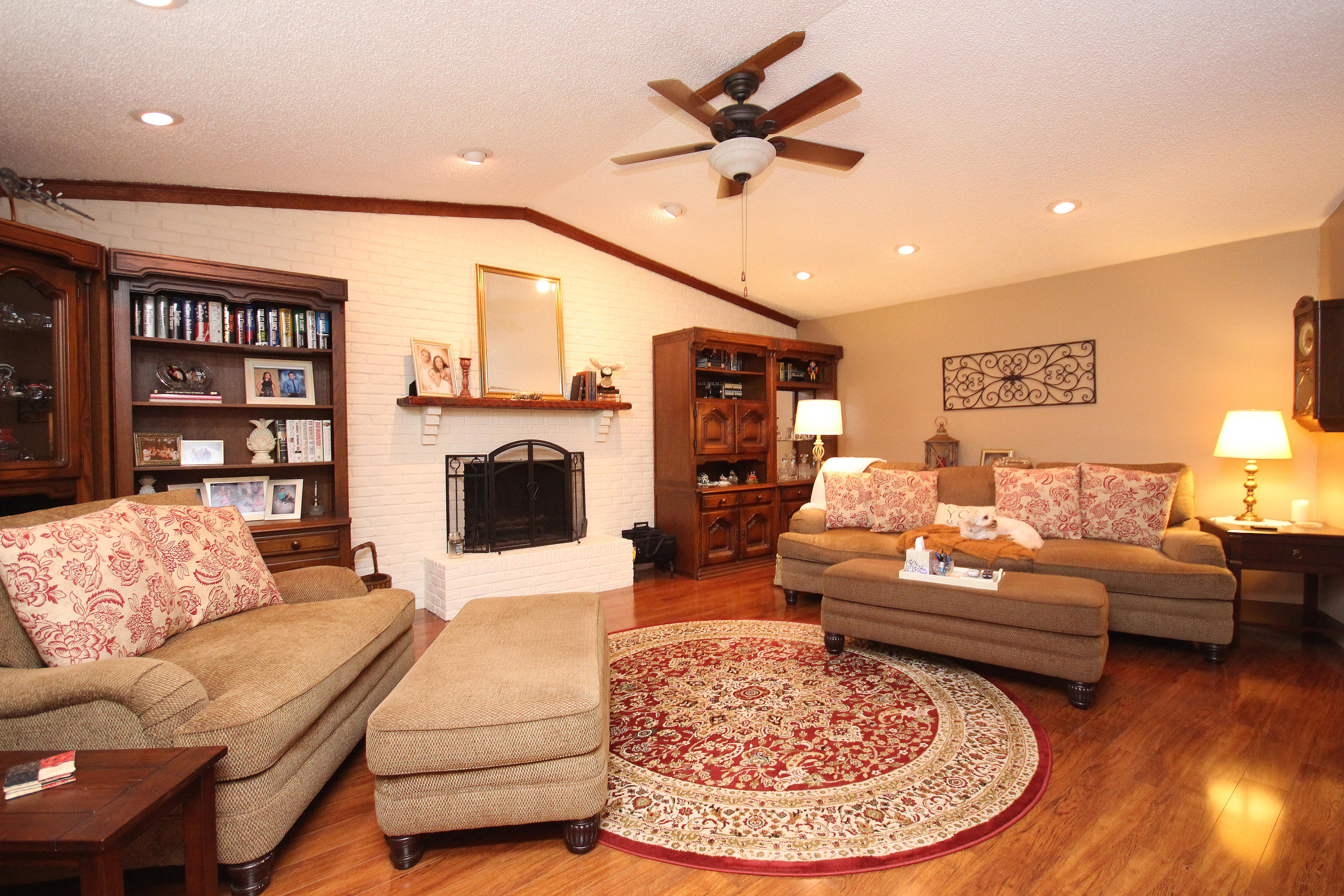 TANGLEWOOD S/D 1ST ADDN - Residential