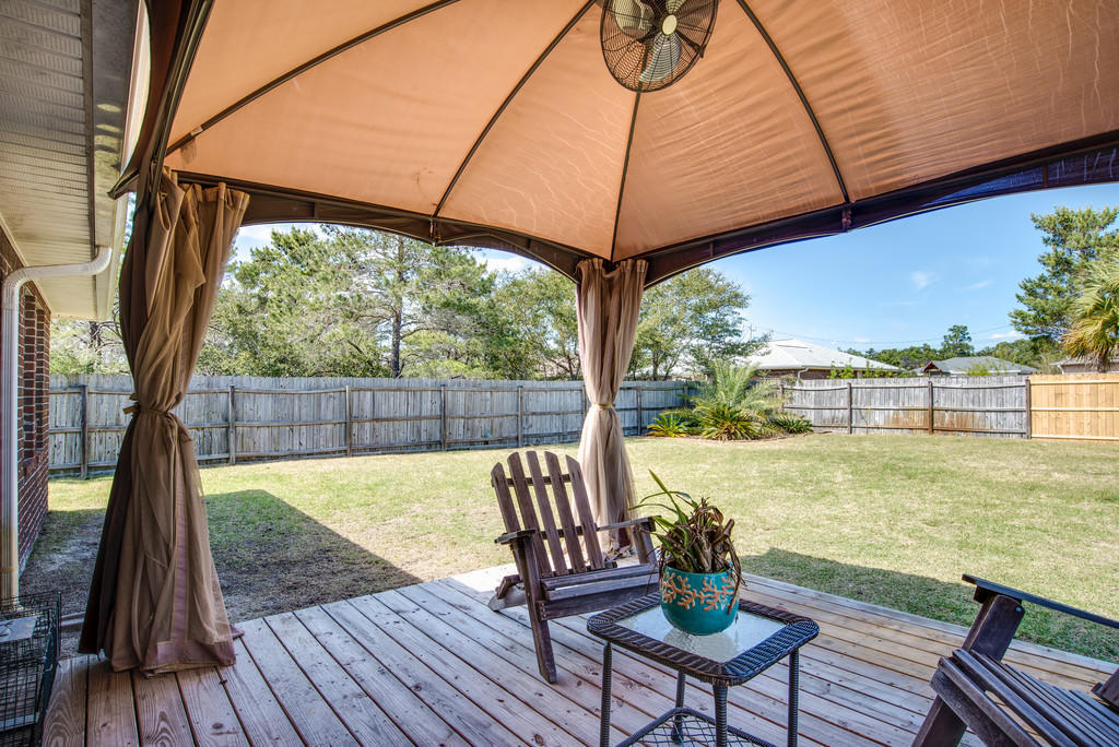 SANTA ROSA SHORES EAST - Residential