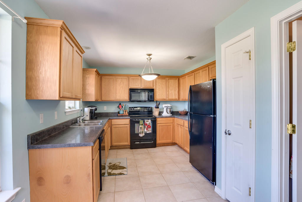 SANTA ROSA SHORES EAST - Residential