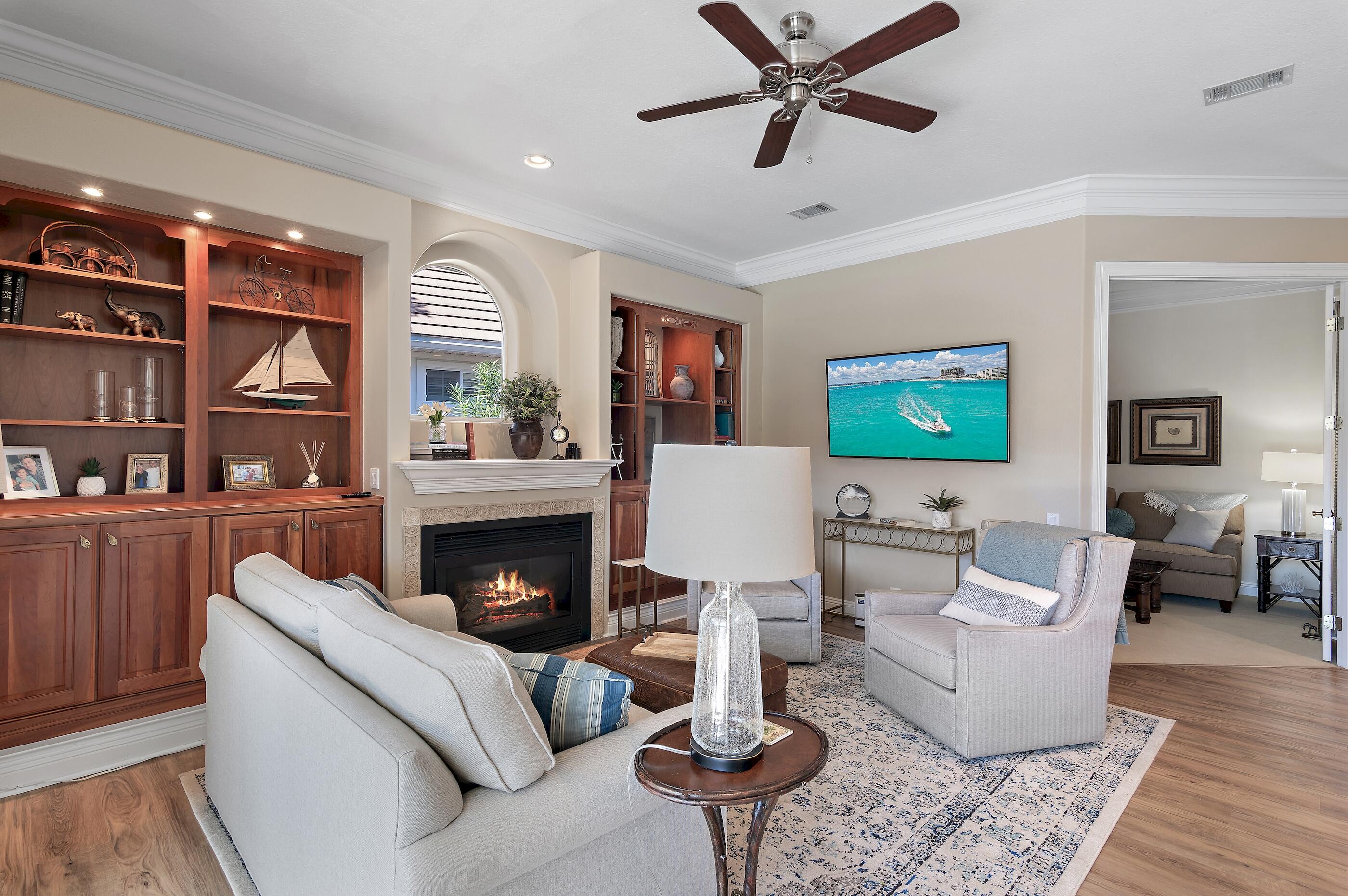 REGATTA BAY - Residential