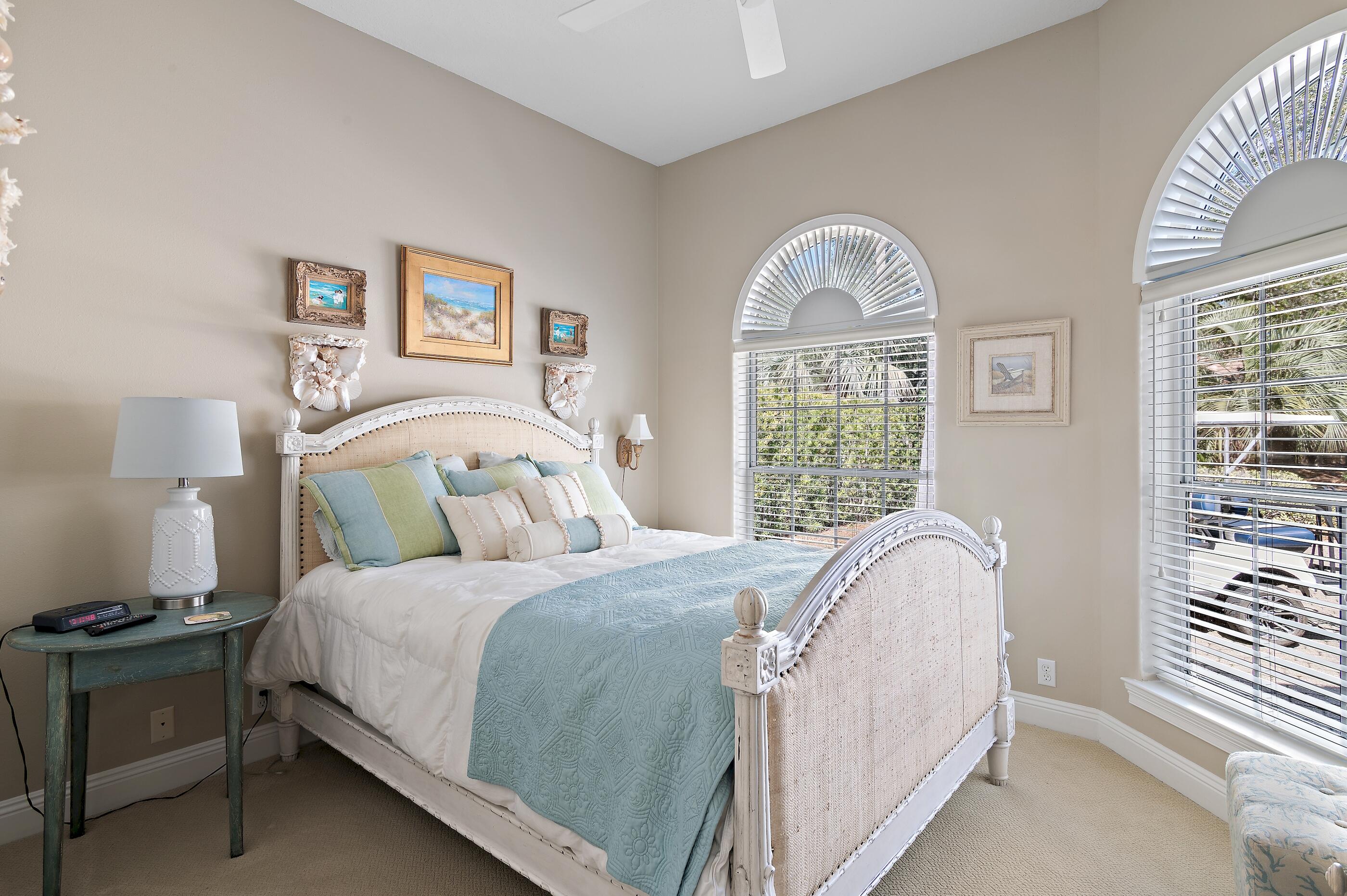 REGATTA BAY - Residential