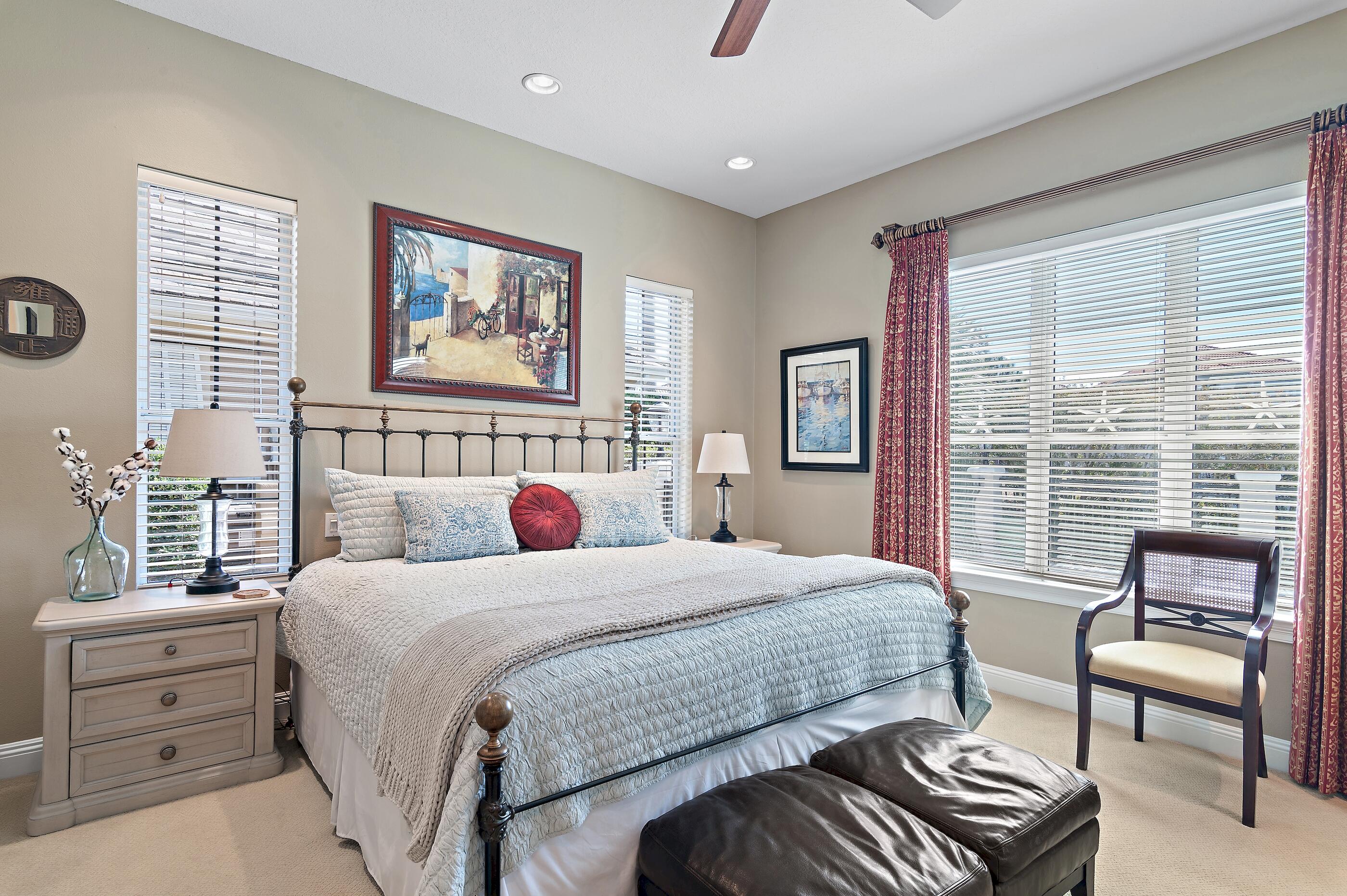 REGATTA BAY - Residential