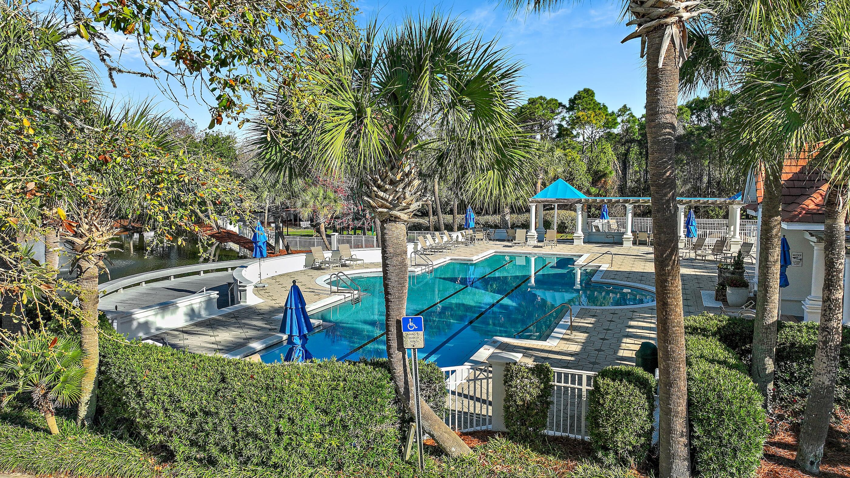 REGATTA BAY - Residential