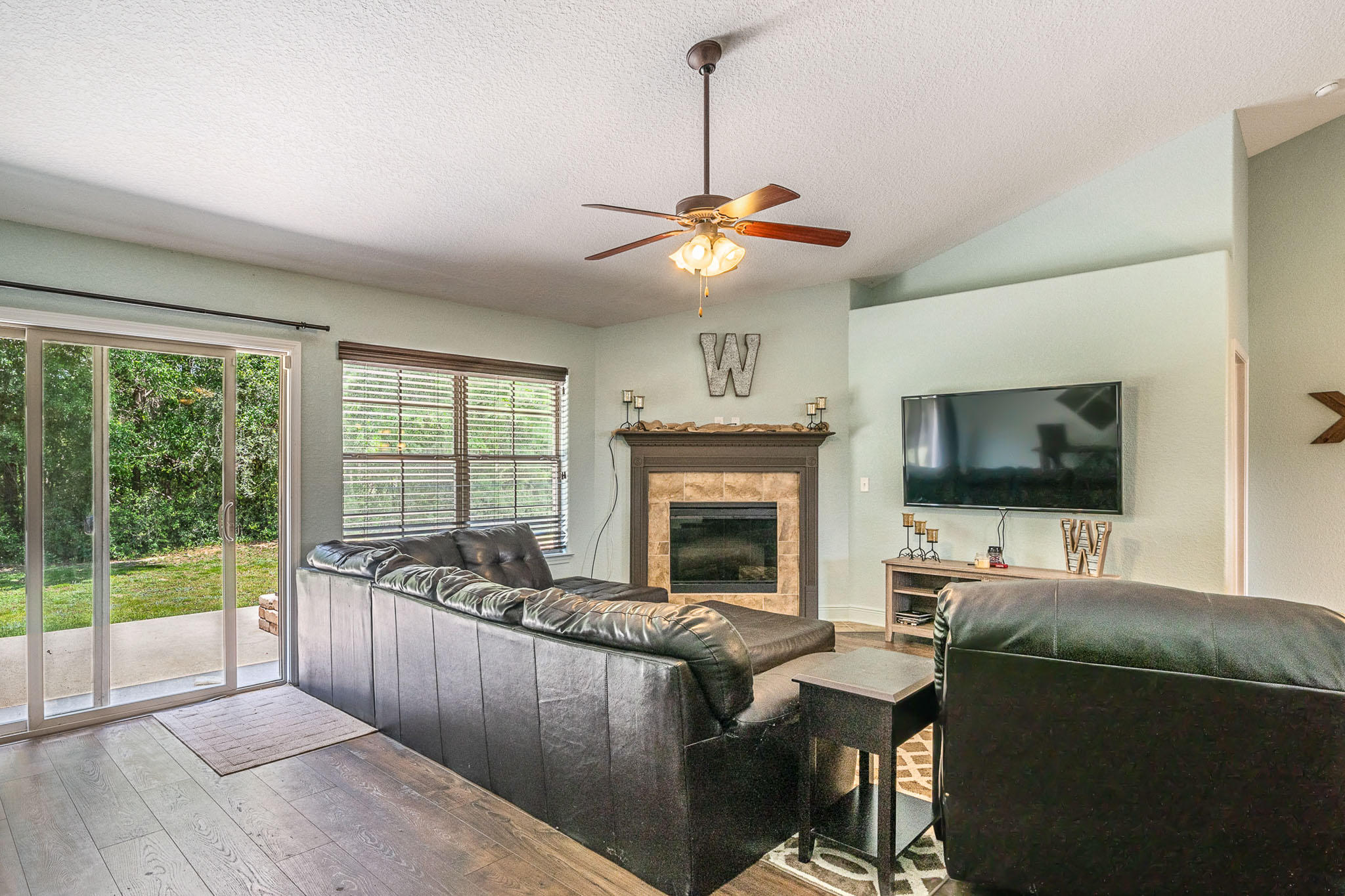 CARDINAL ESTATES - Residential