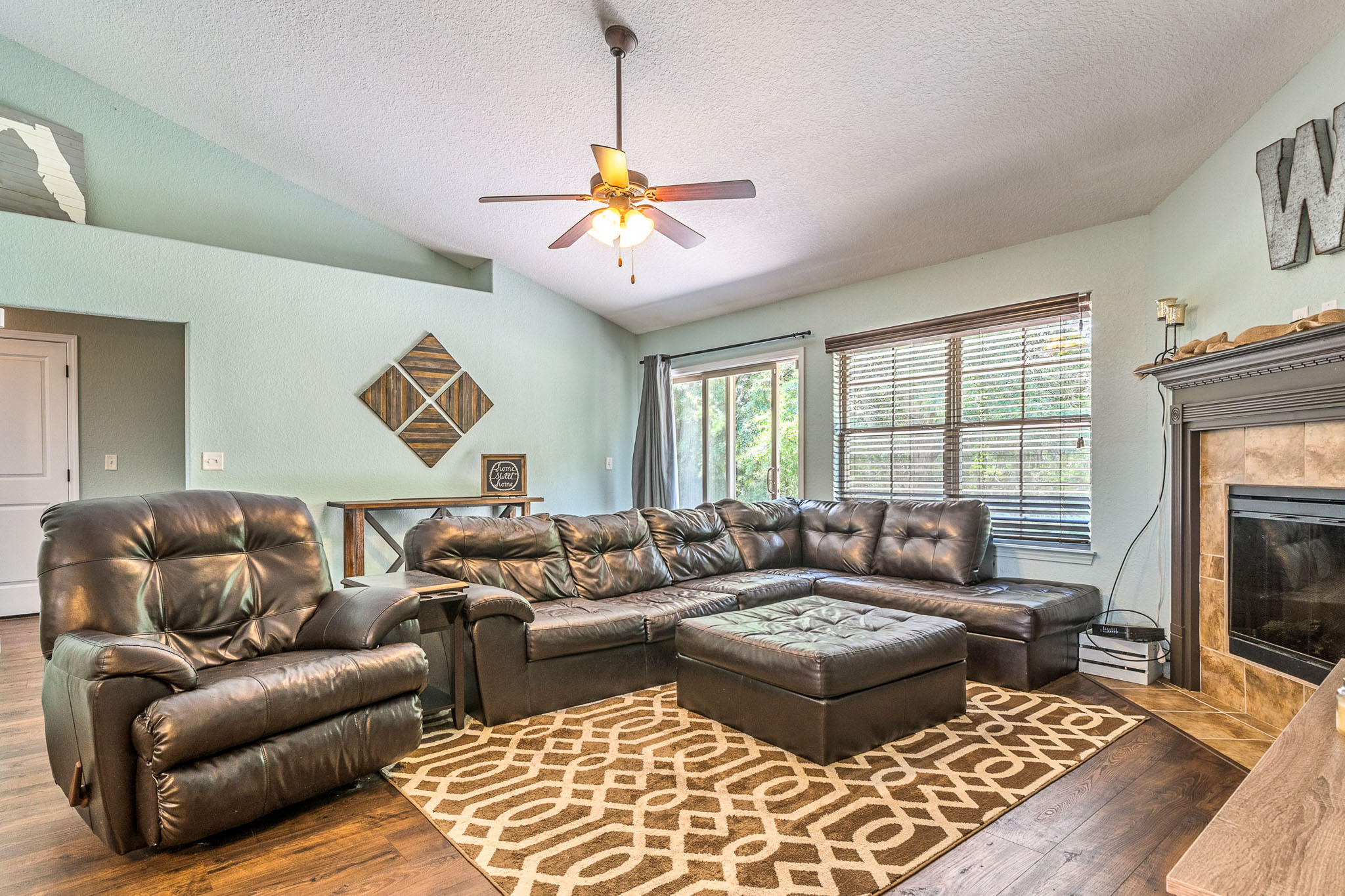 CARDINAL ESTATES - Residential