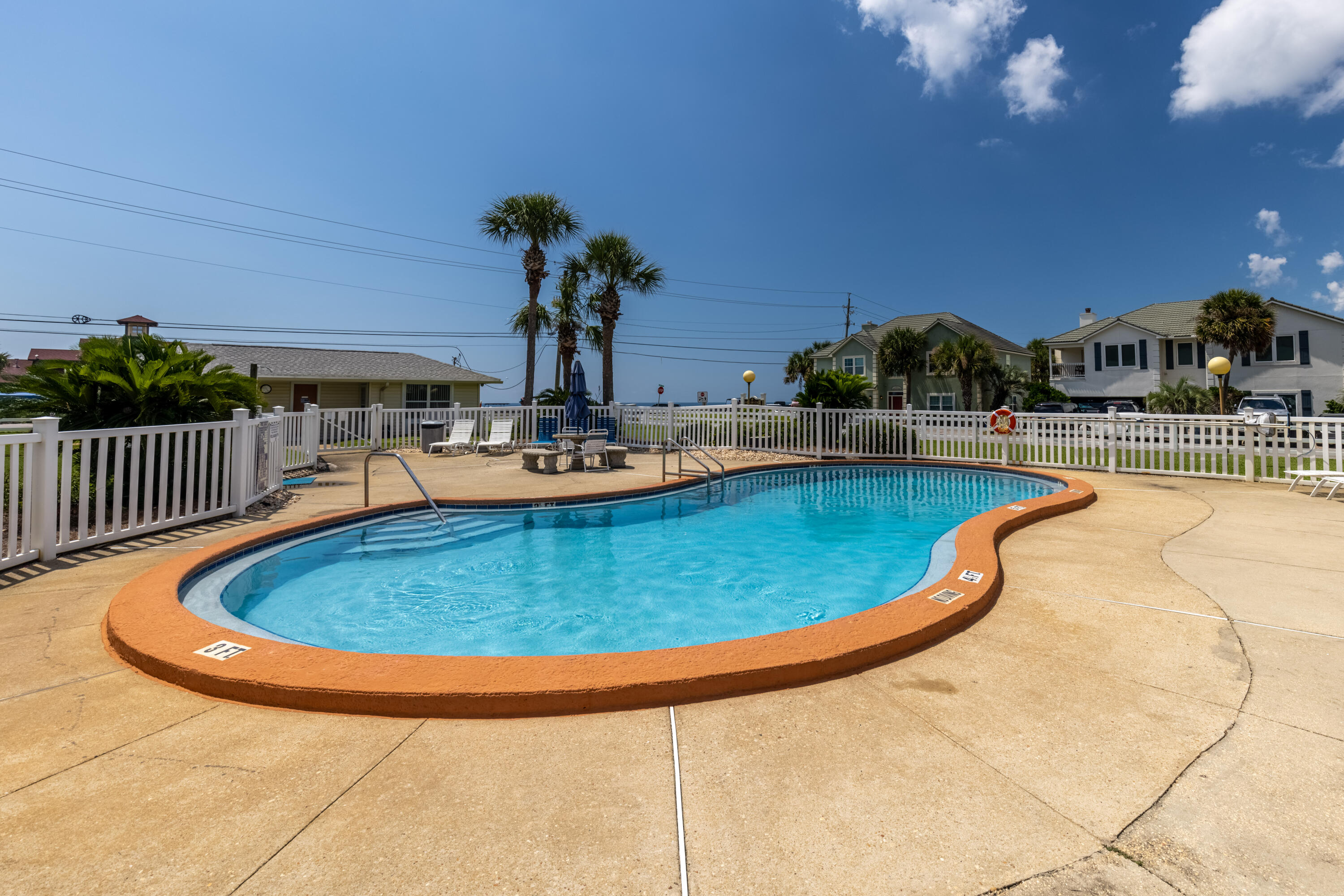 TRADEWINDS - Residential