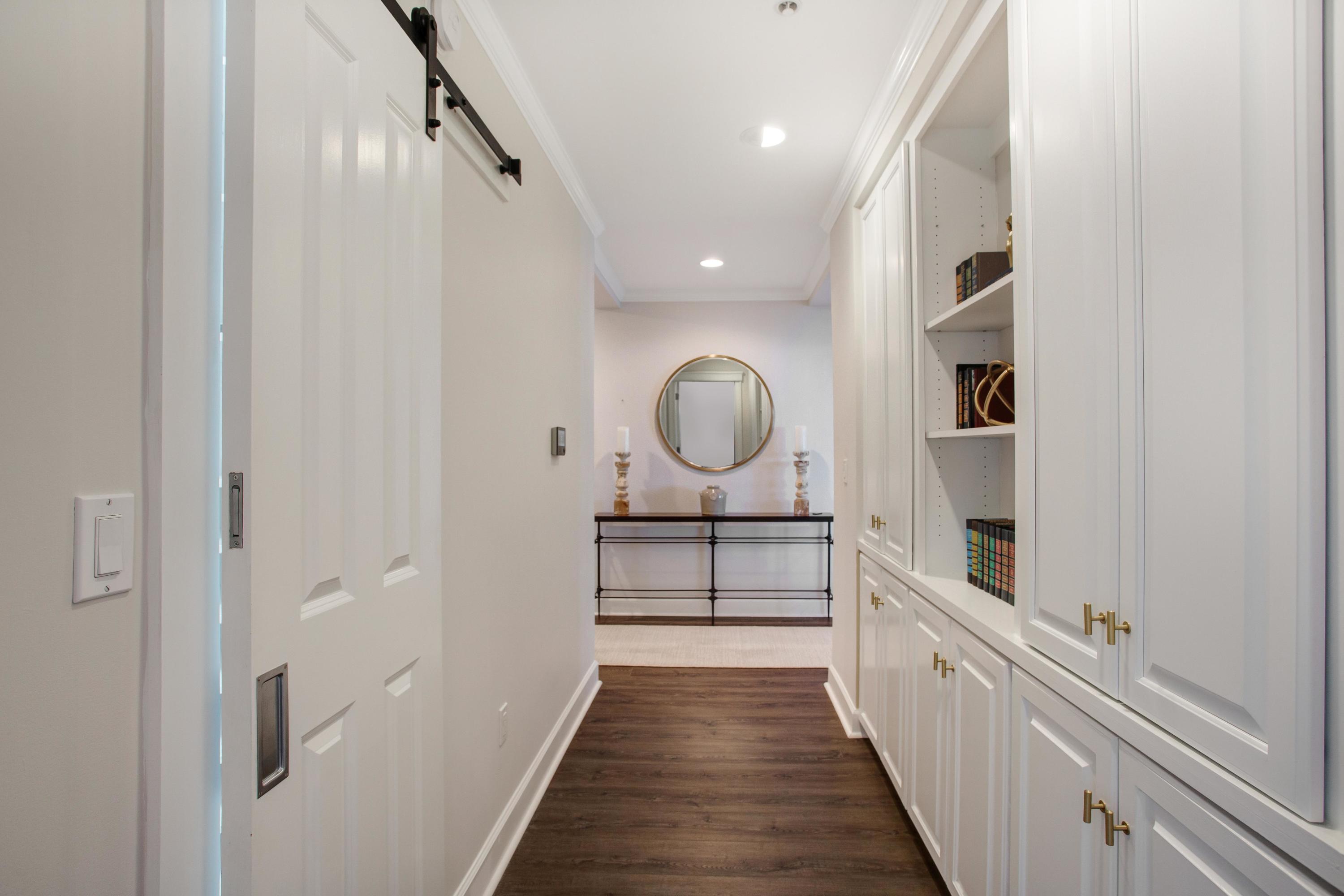ONE WATER PLACE - Residential