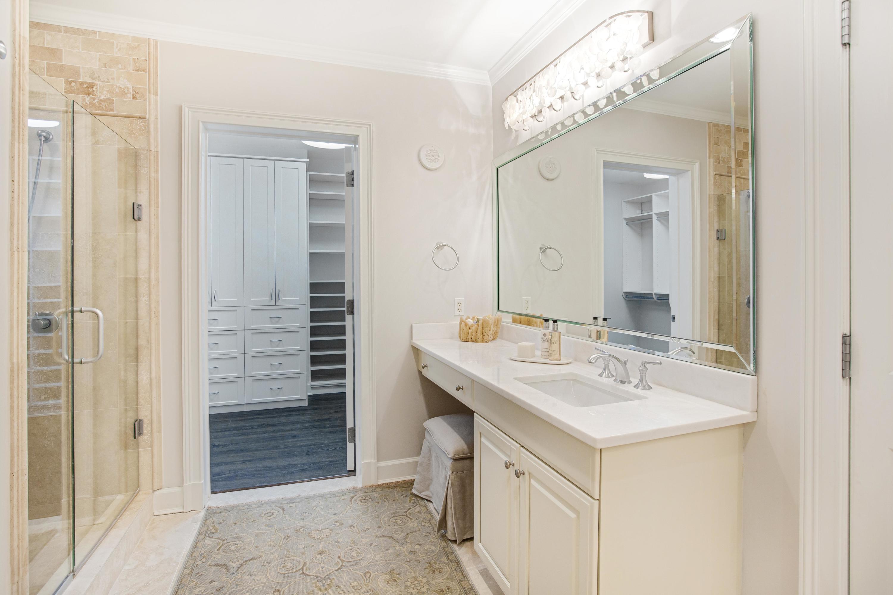 ONE WATER PLACE - Residential
