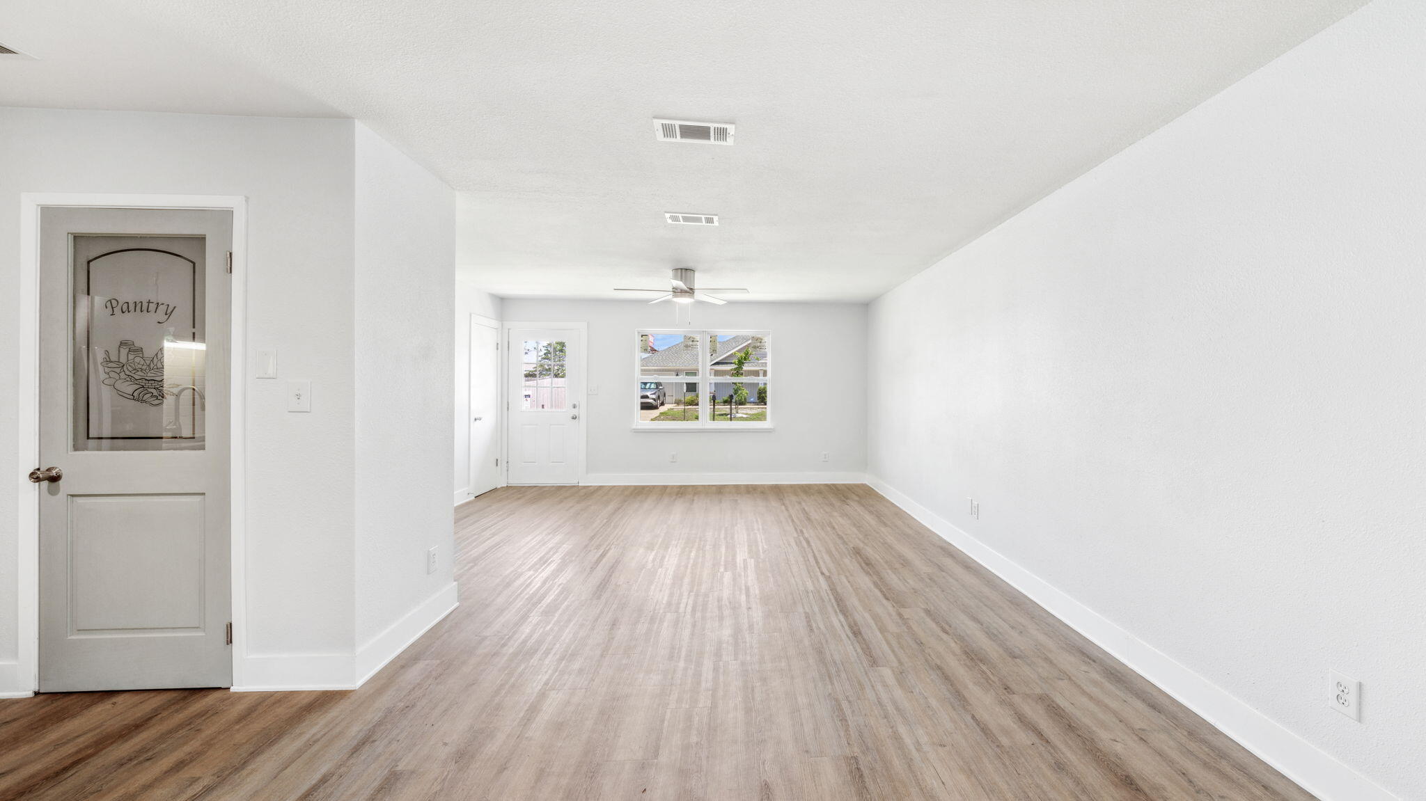 NO RECORDED SUBDIVISION - Residential
