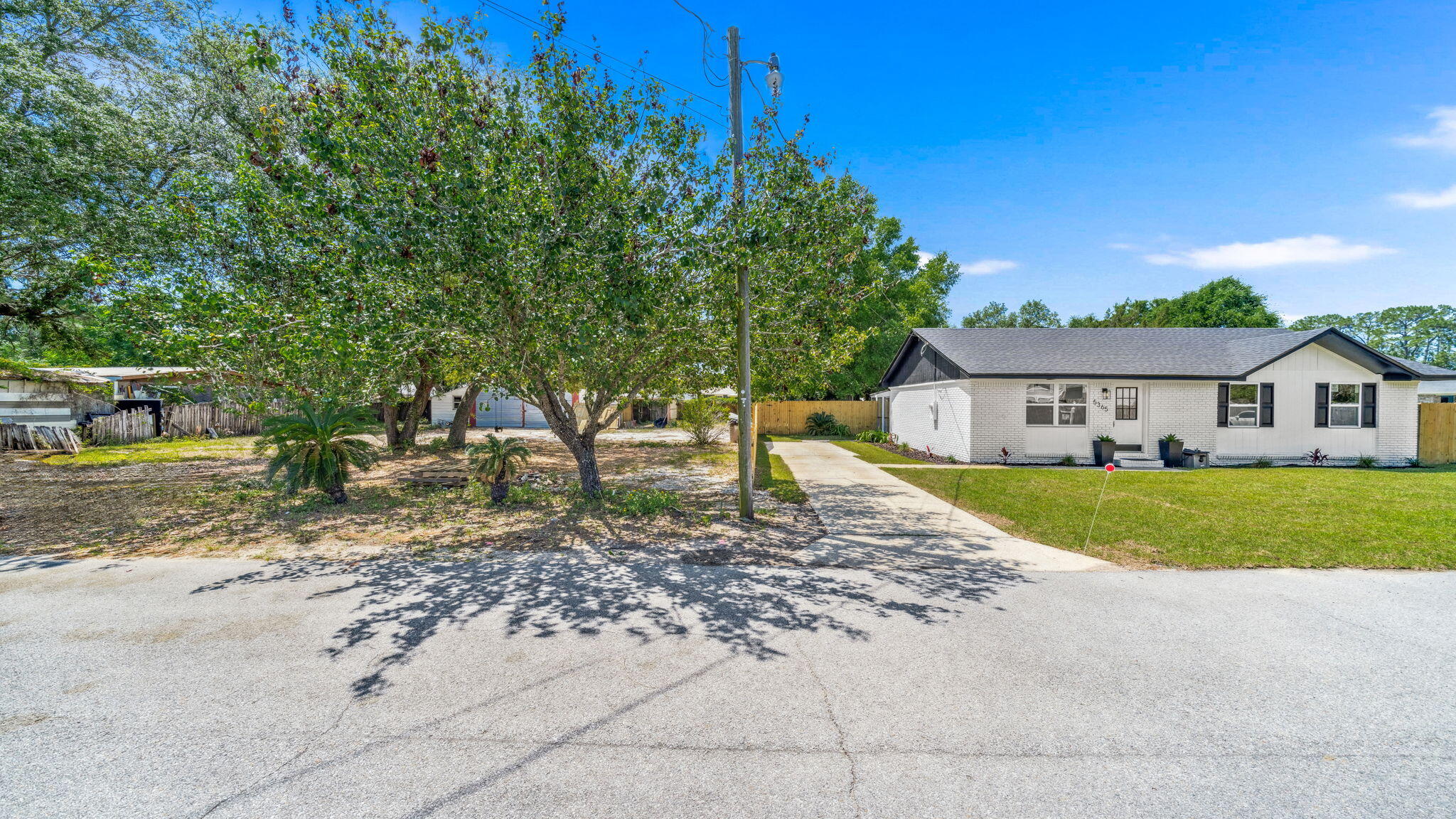 NO RECORDED SUBDIVISION - Residential