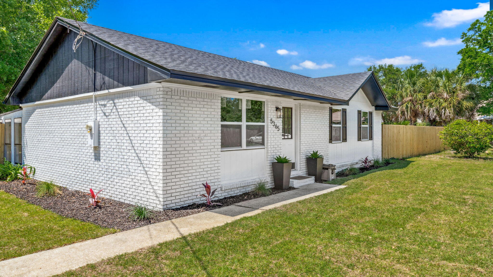 NO RECORDED SUBDIVISION - Residential