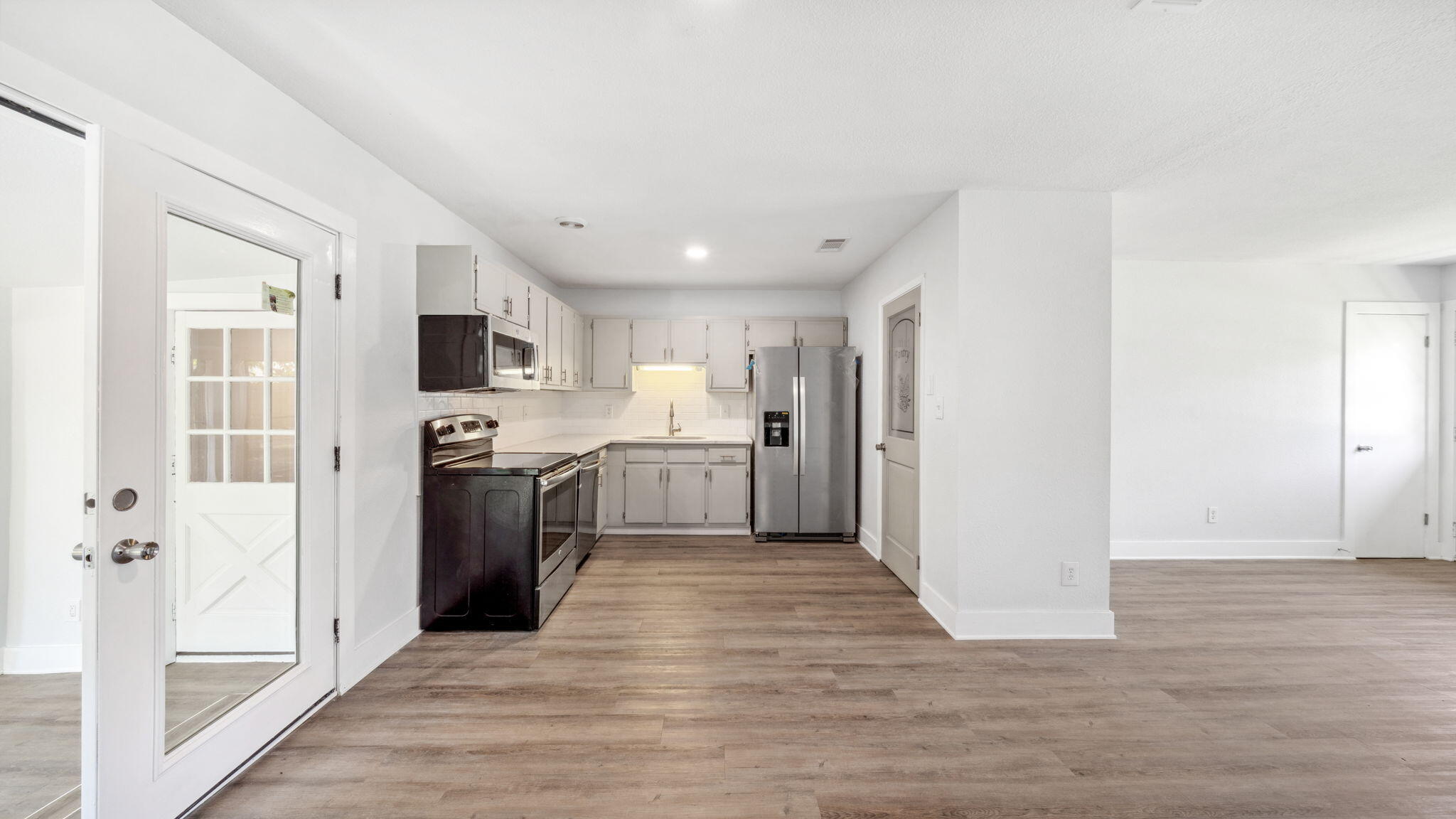 NO RECORDED SUBDIVISION - Residential
