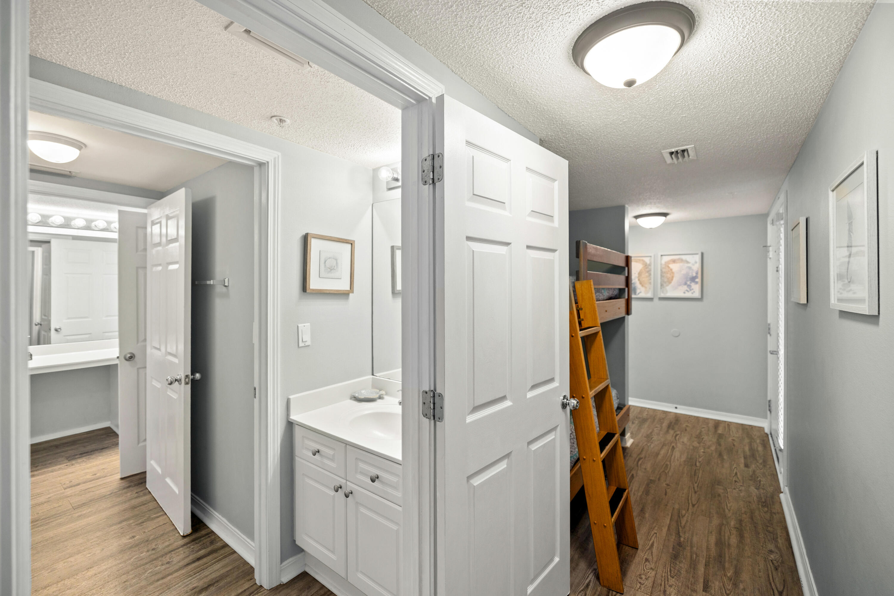 ISLAND PRINCESS - Residential