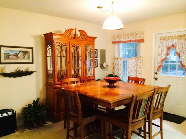 ROLLING HILLS ESTATES - Residential Lease