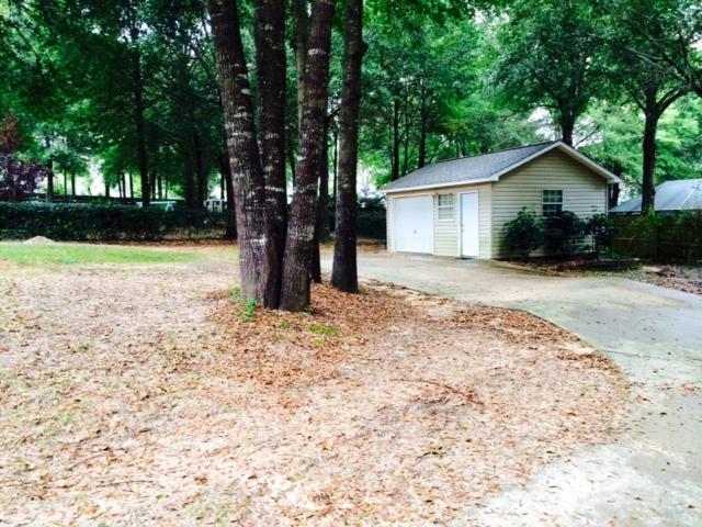 ROLLING HILLS ESTATES - Residential Lease