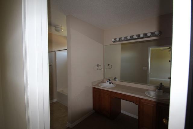 SKY RIDGE ESTATES 1ST ADD - Residential