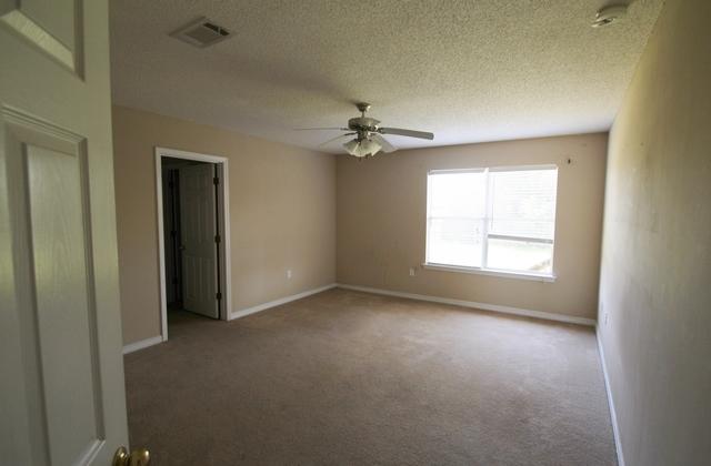 SKY RIDGE ESTATES 1ST ADD - Residential