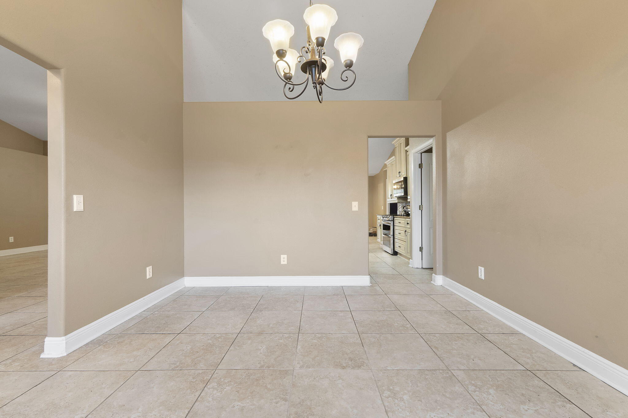 CROWN POINTE - Residential