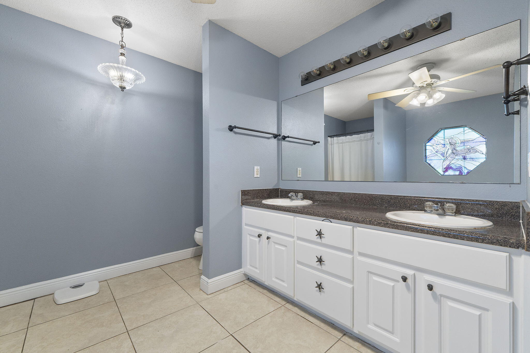 CROWN POINTE - Residential