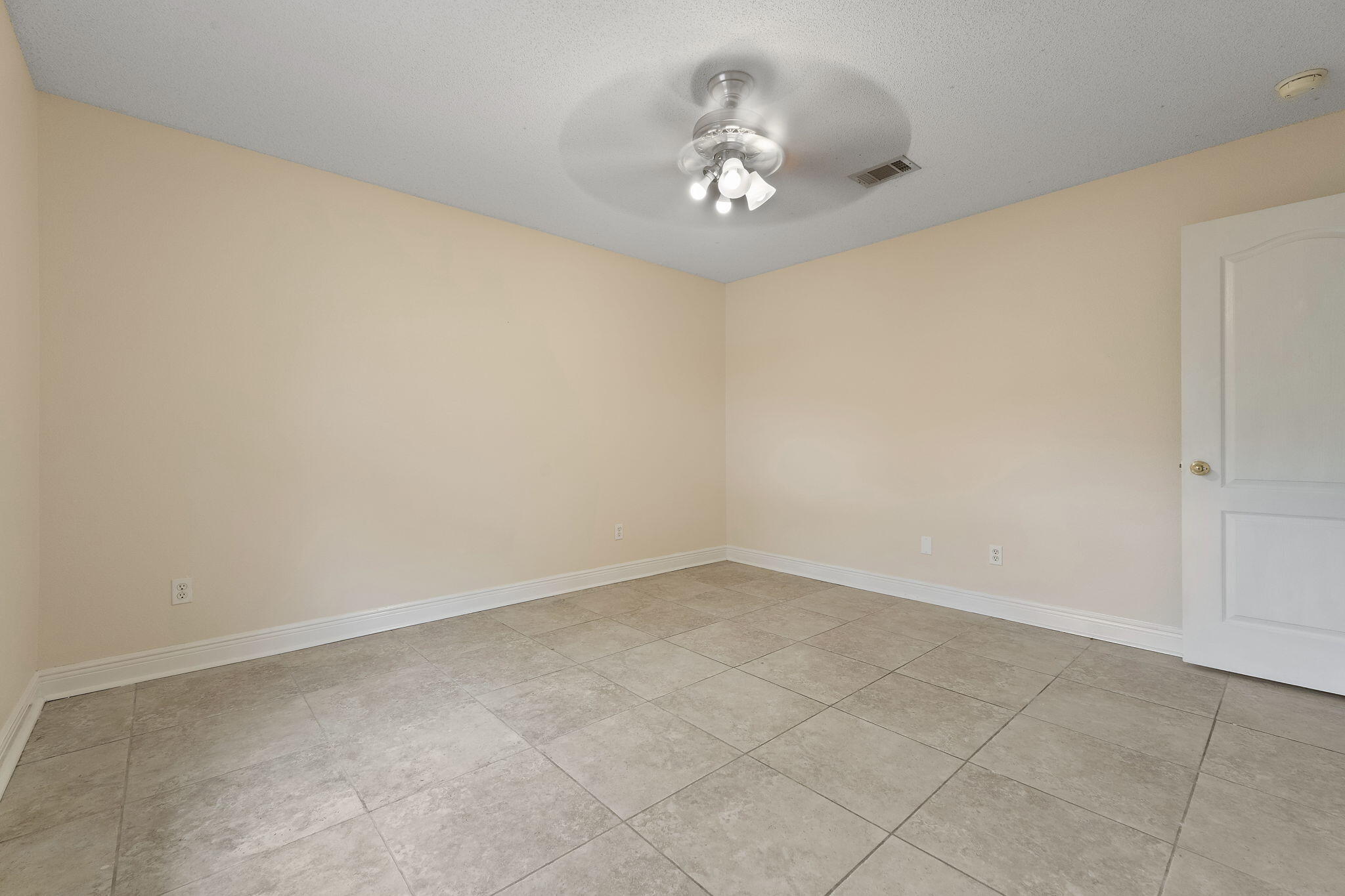 CROWN POINTE - Residential